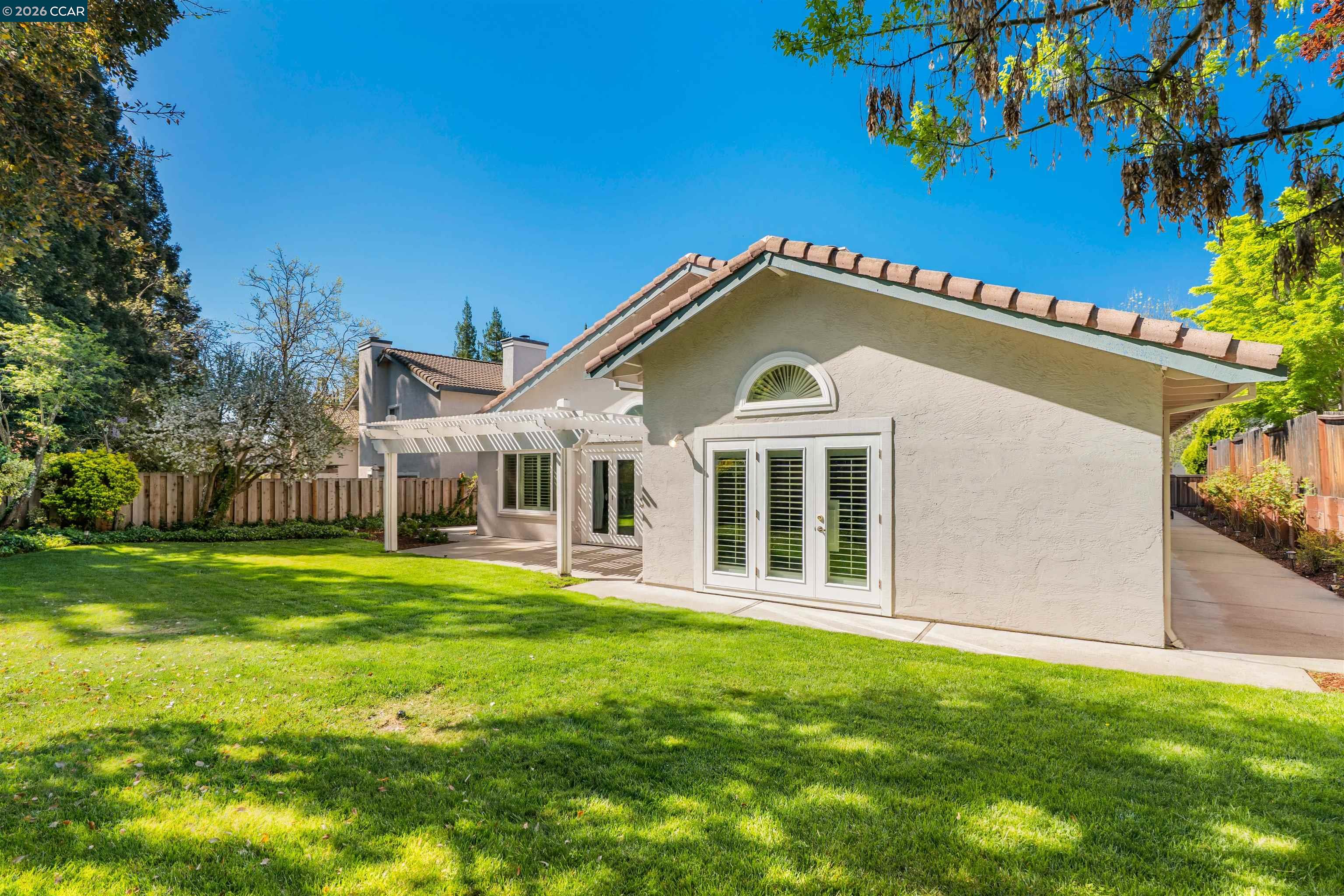 Detail Gallery Image 12 of 57 For 313 Deepcreek Ct, Danville,  CA 94506 - 4 Beds | 2 Baths