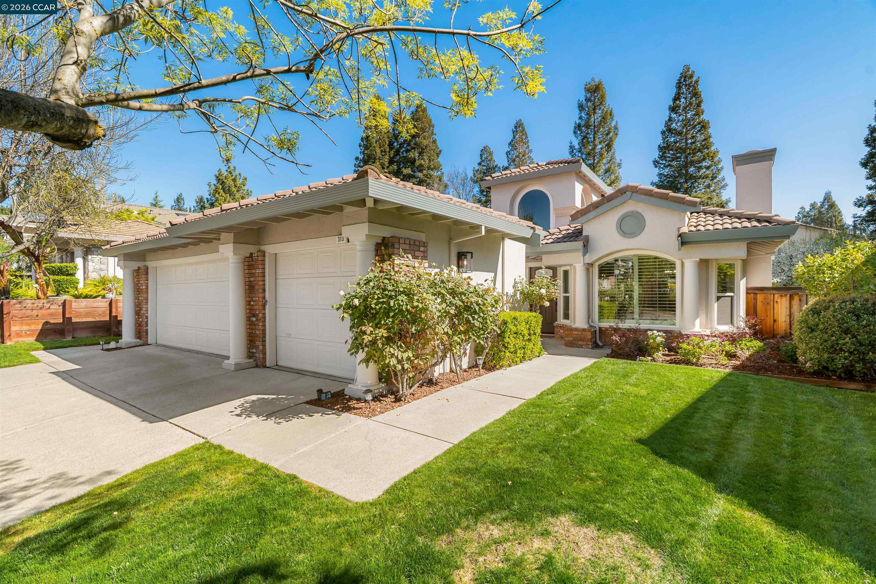 Detail Gallery Image 3 of 57 For 313 Deepcreek Ct, Danville,  CA 94506 - 4 Beds | 2 Baths