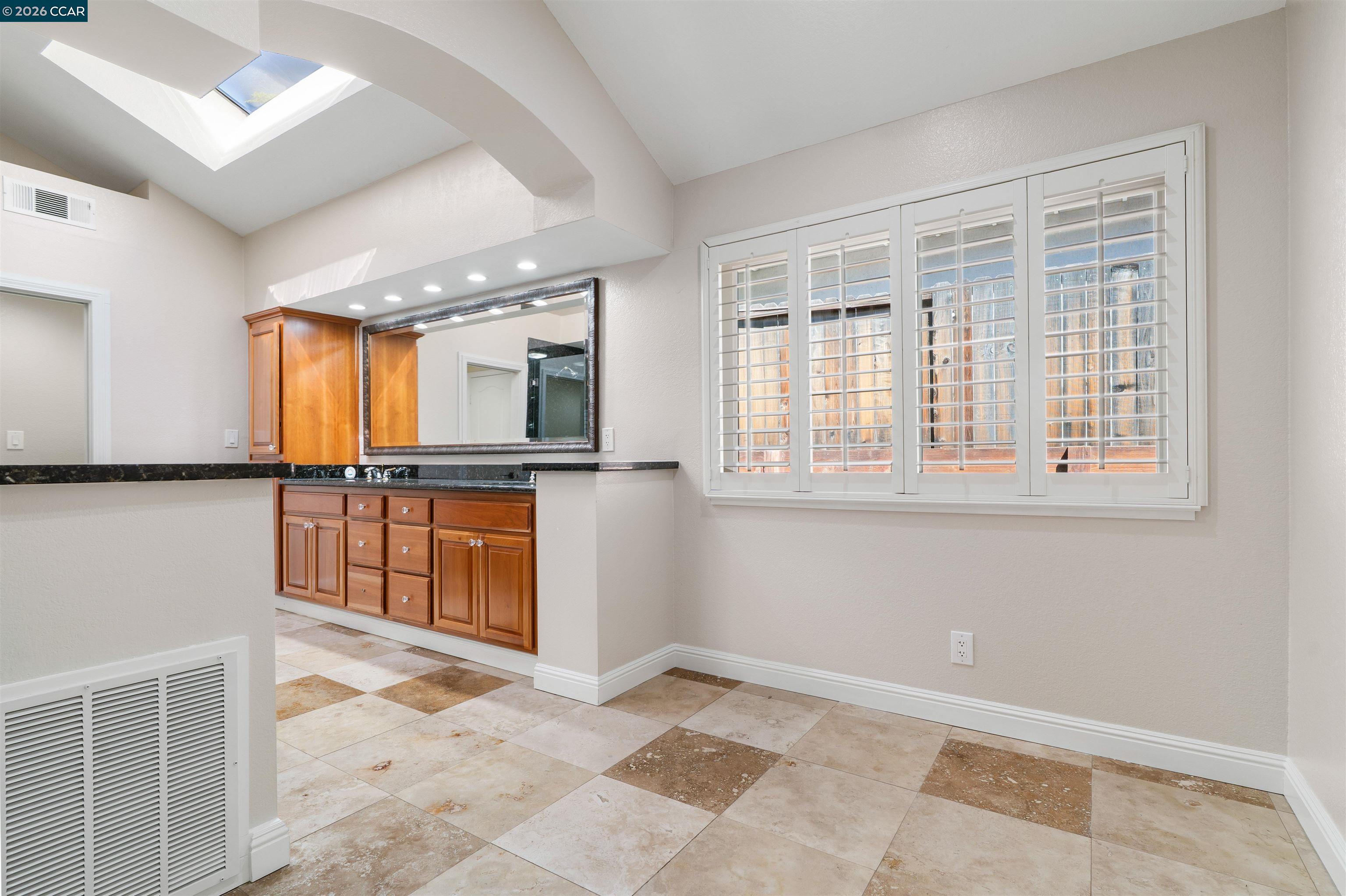 Detail Gallery Image 38 of 57 For 313 Deepcreek Ct, Danville,  CA 94506 - 4 Beds | 2 Baths