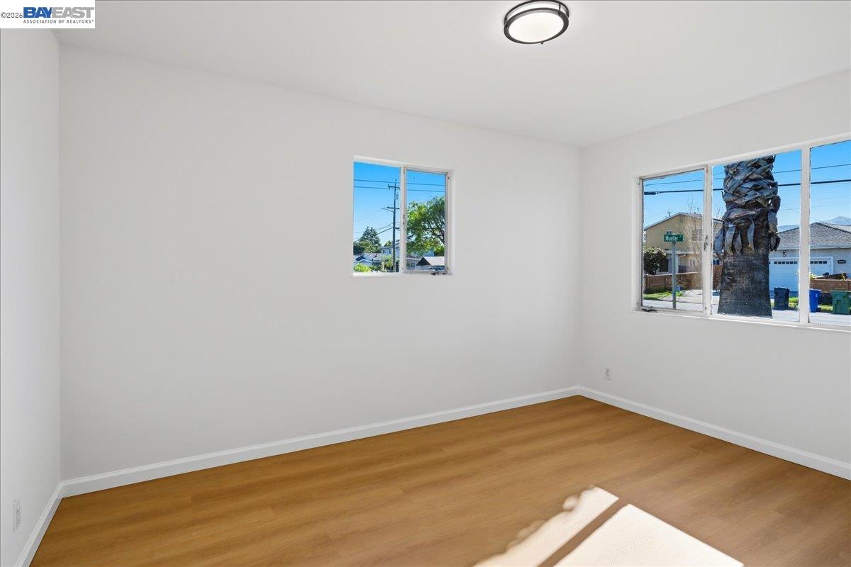 Detail Gallery Image 14 of 32 For 3719 Mission View Dr, Fremont,  CA 94538 - 3 Beds | 1 Baths