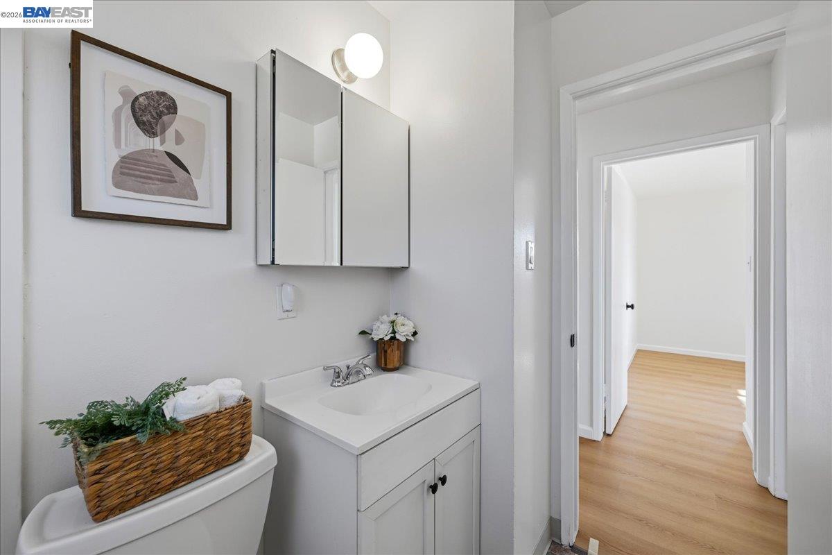 Detail Gallery Image 20 of 32 For 3719 Mission View Dr, Fremont,  CA 94538 - 3 Beds | 1 Baths