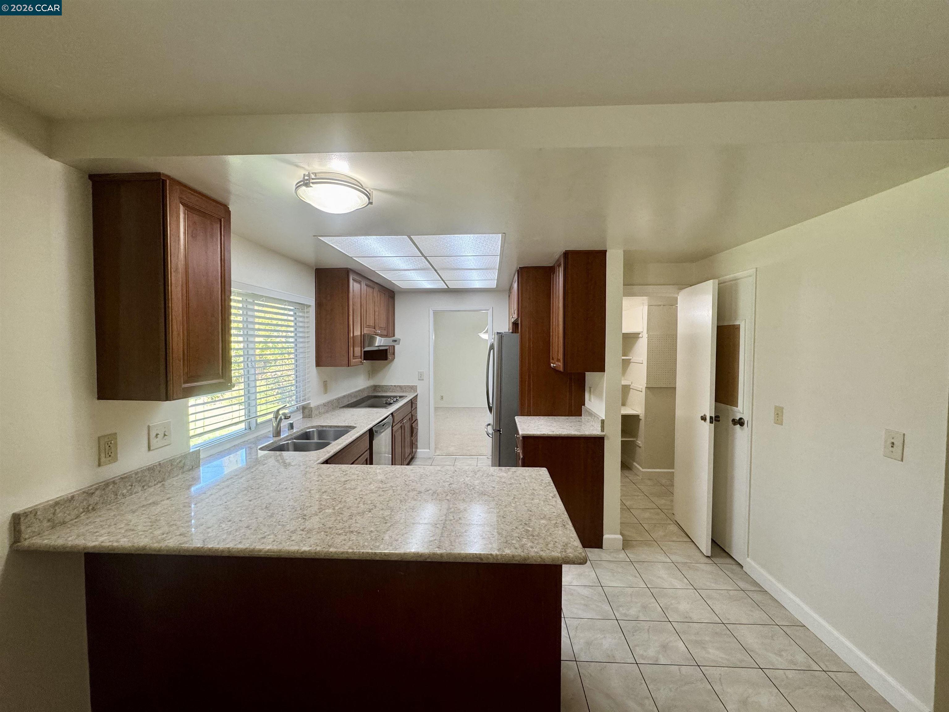 Detail Gallery Image 12 of 43 For 103 Castle Rock Road, Walnut Creek,  CA 94598 - 5 Beds | 3 Baths