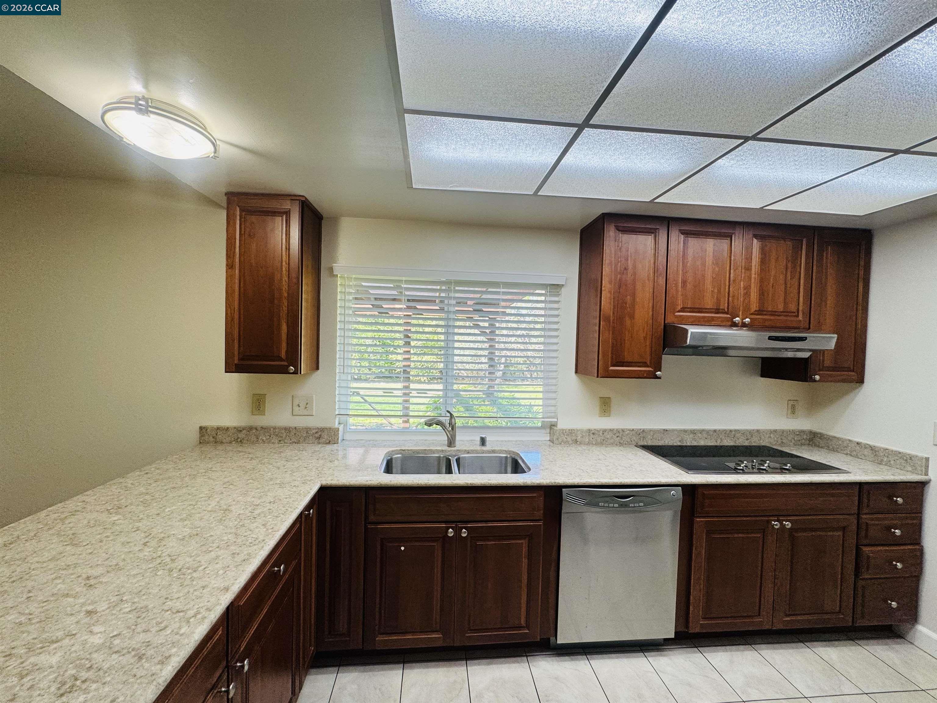 Detail Gallery Image 14 of 43 For 103 Castle Rock Road, Walnut Creek,  CA 94598 - 5 Beds | 3 Baths