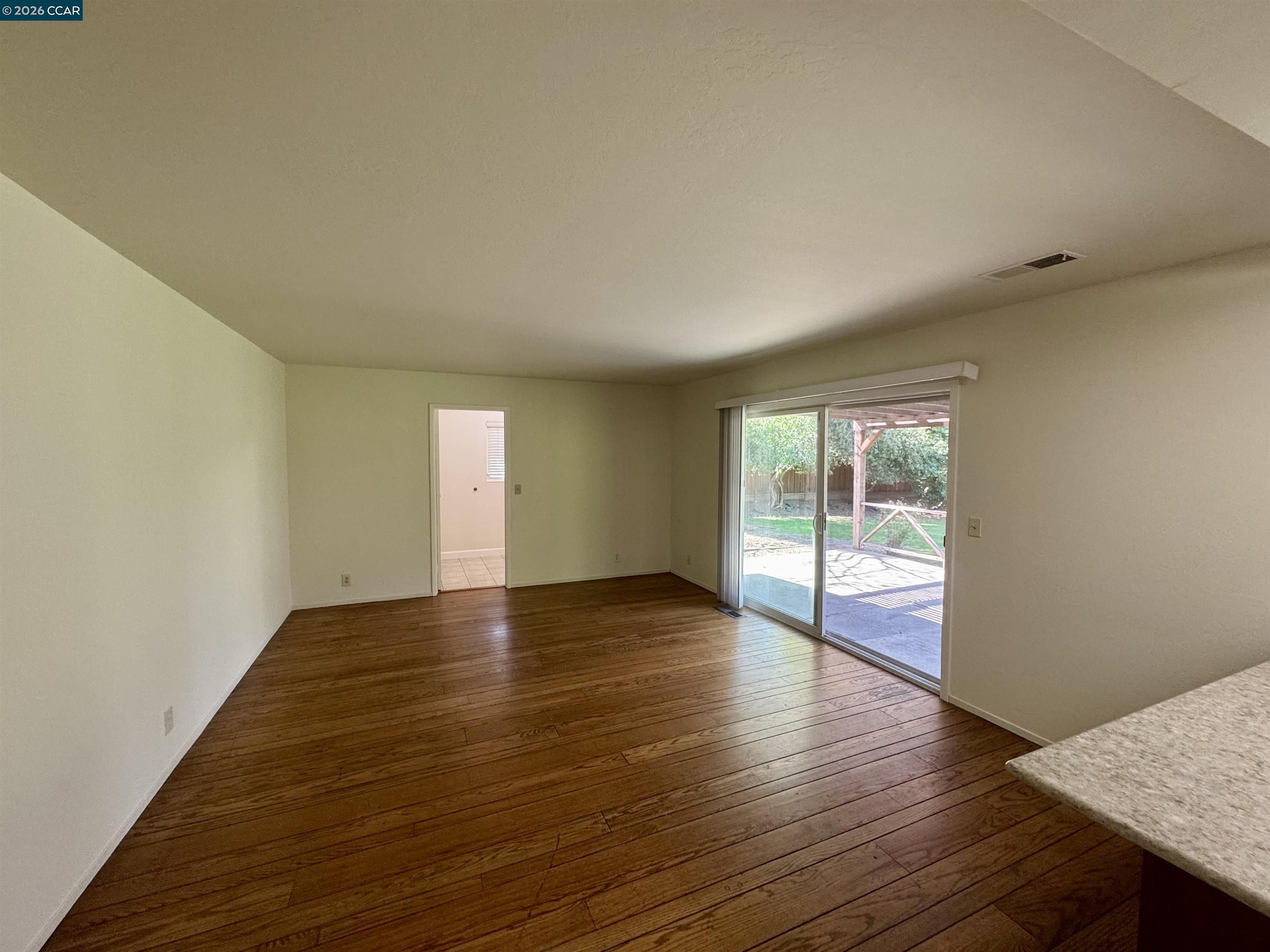 Detail Gallery Image 15 of 43 For 103 Castle Rock Road, Walnut Creek,  CA 94598 - 5 Beds | 3 Baths