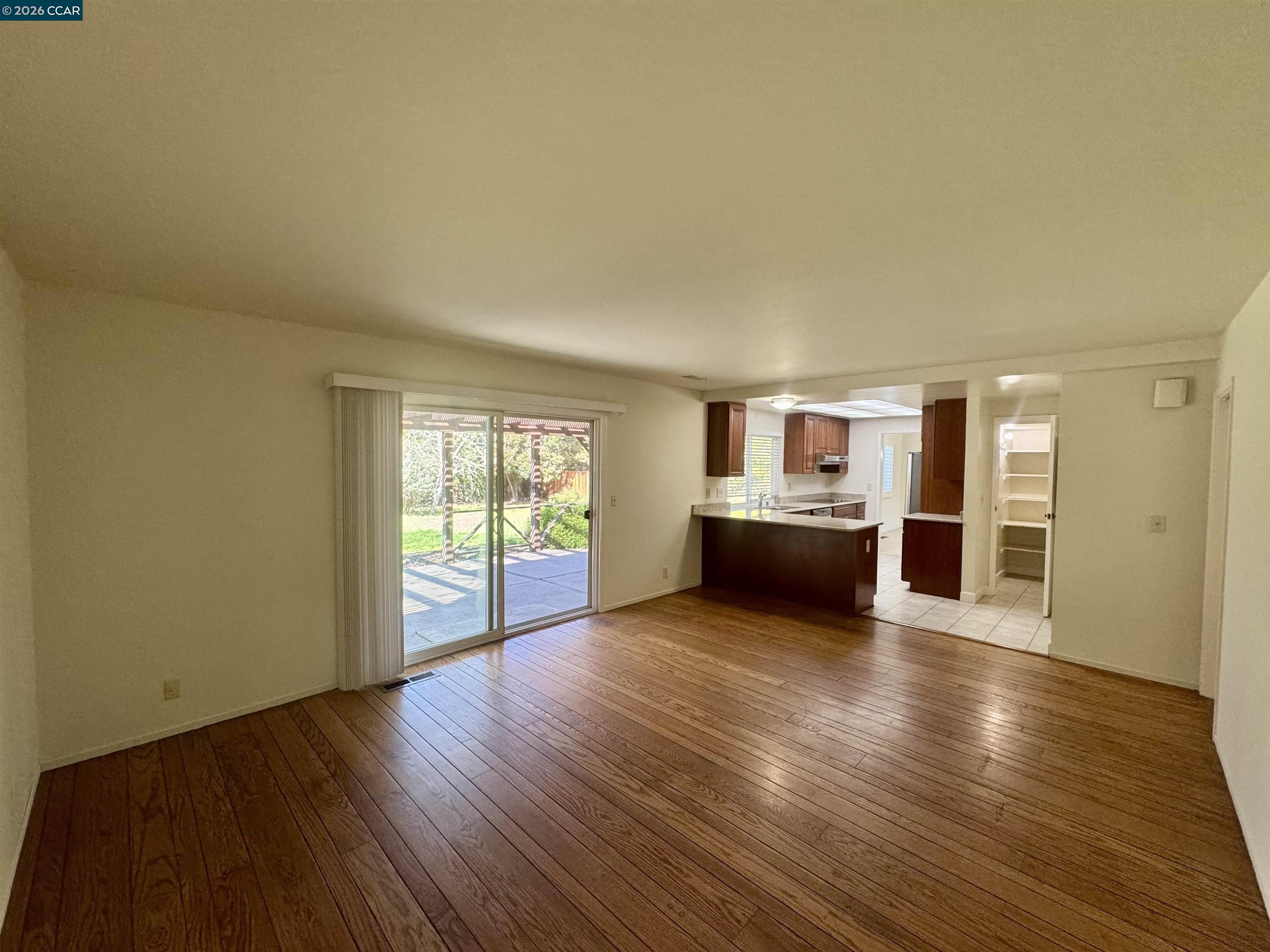 Detail Gallery Image 17 of 43 For 103 Castle Rock Road, Walnut Creek,  CA 94598 - 5 Beds | 3 Baths