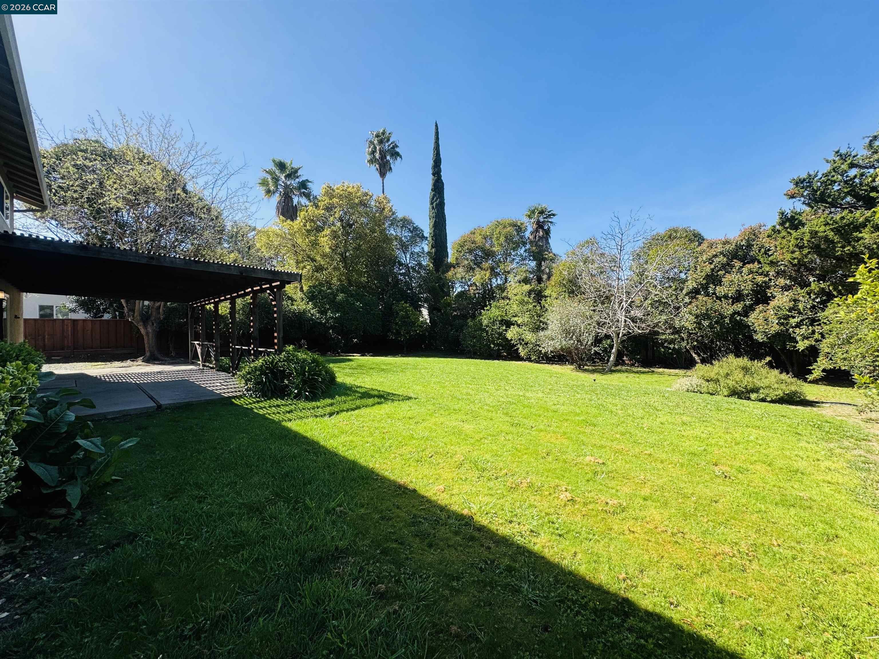 Detail Gallery Image 38 of 43 For 103 Castle Rock Road, Walnut Creek,  CA 94598 - 5 Beds | 3 Baths