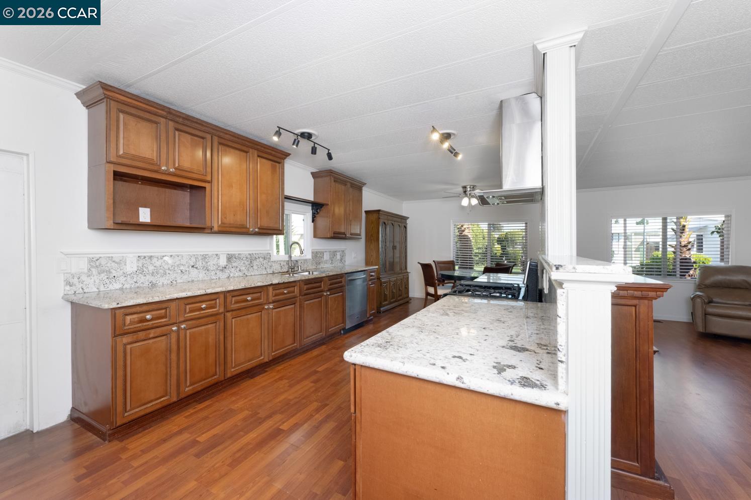 Detail Gallery Image 8 of 45 For 2159 Dalis Drive #106,  Concord,  CA 94520 - 3 Beds | 2 Baths