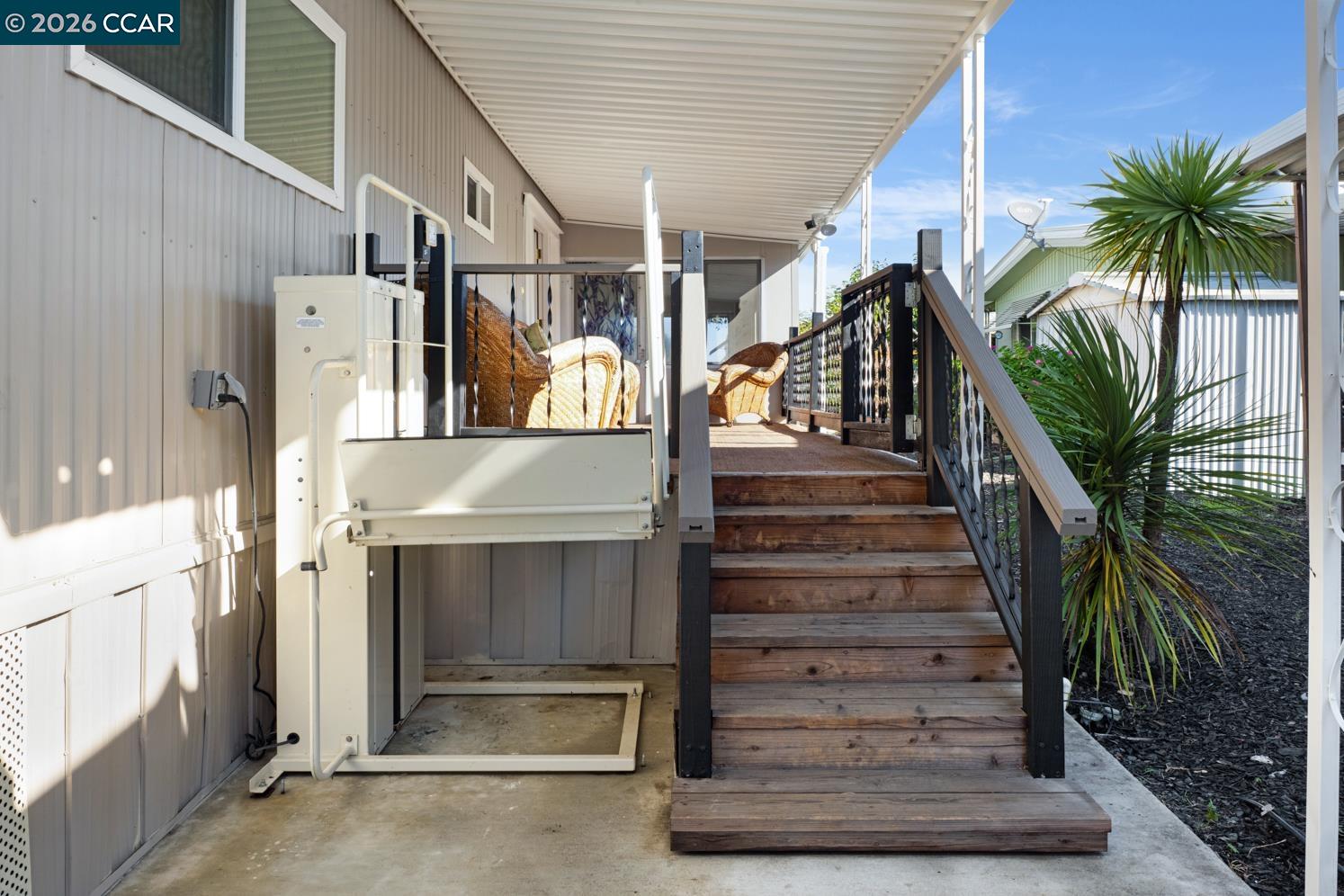 Detail Gallery Image 9 of 45 For 2159 Dalis Drive #106,  Concord,  CA 94520 - 3 Beds | 2 Baths