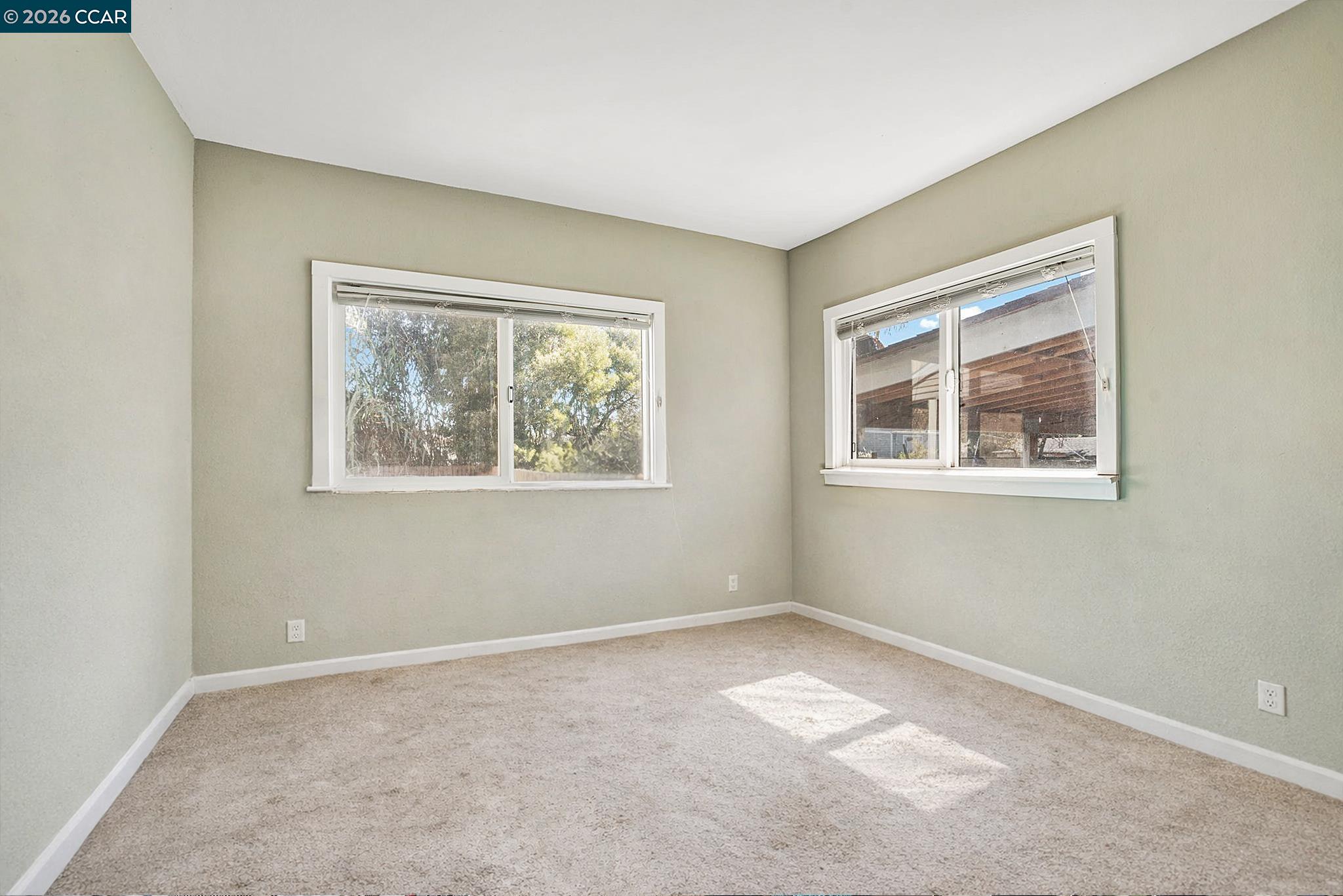 Detail Gallery Image 22 of 27 For 1480 77th Ave, Oakland,  CA 94621 - 3 Beds | 2 Baths