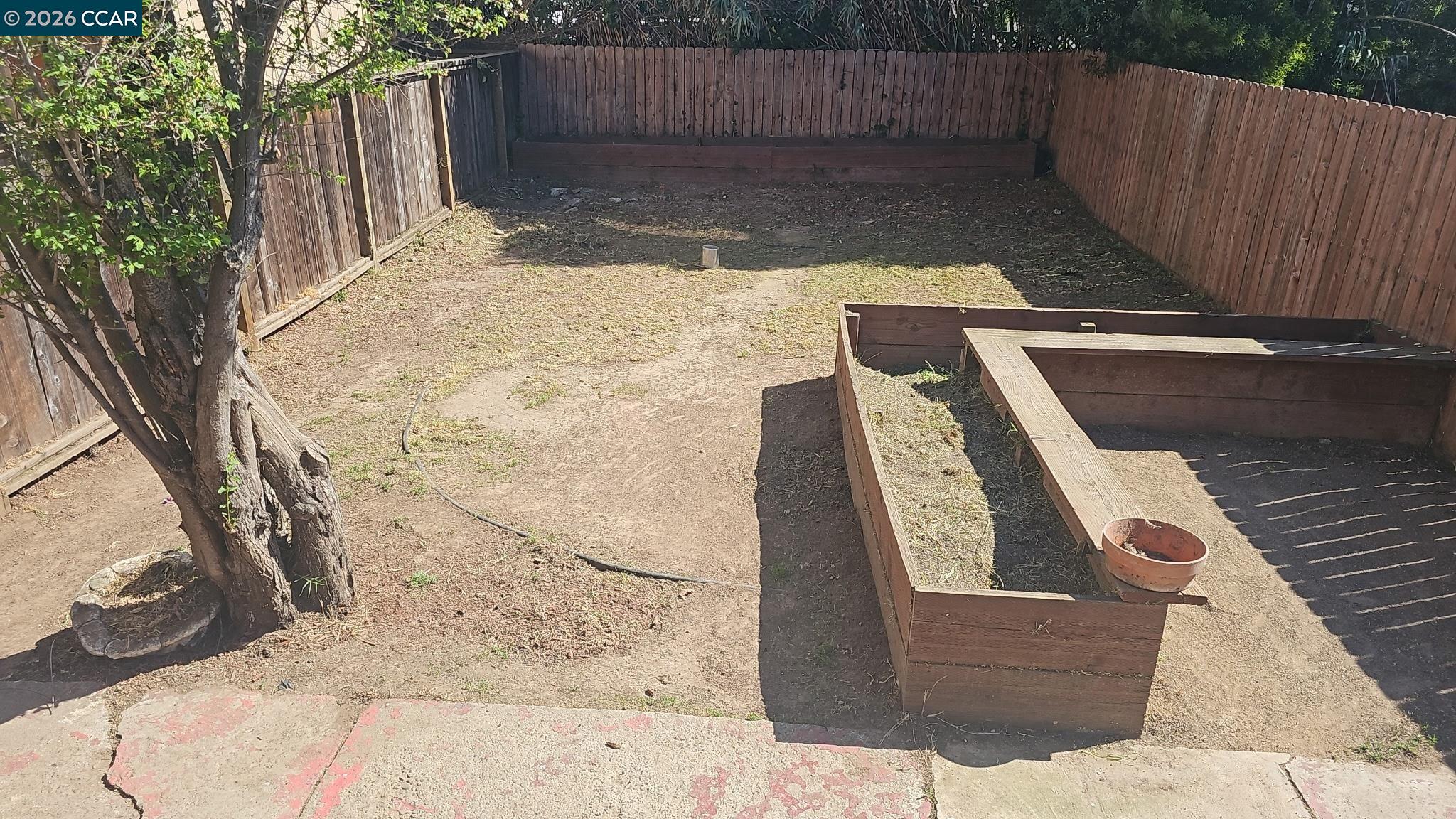 Detail Gallery Image 25 of 27 For 1480 77th Ave, Oakland,  CA 94621 - 3 Beds | 2 Baths