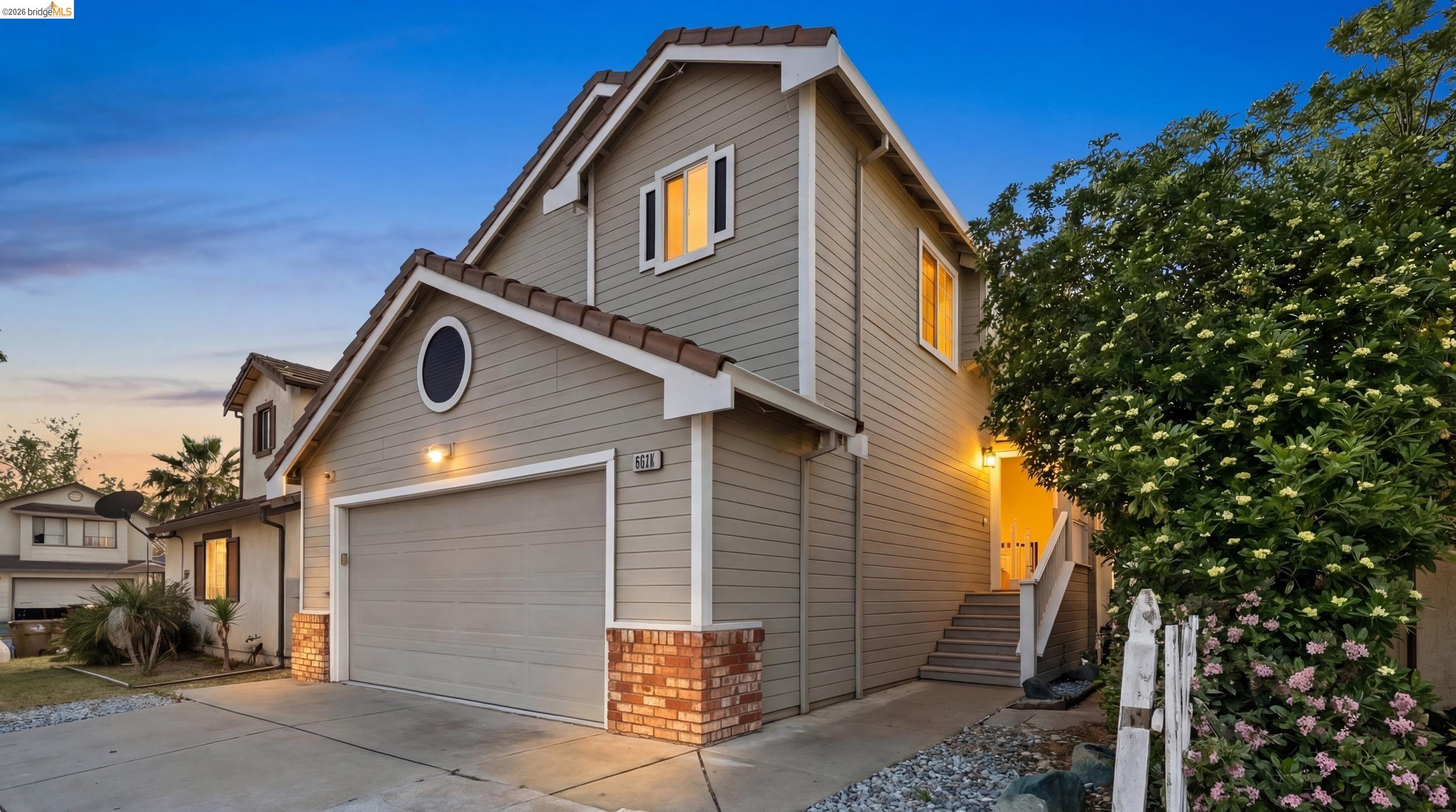 Detail Gallery Image 2 of 43 For 4916 Willowbrook Way, Antioch,  CA 94531 - 3 Beds | 2/1 Baths