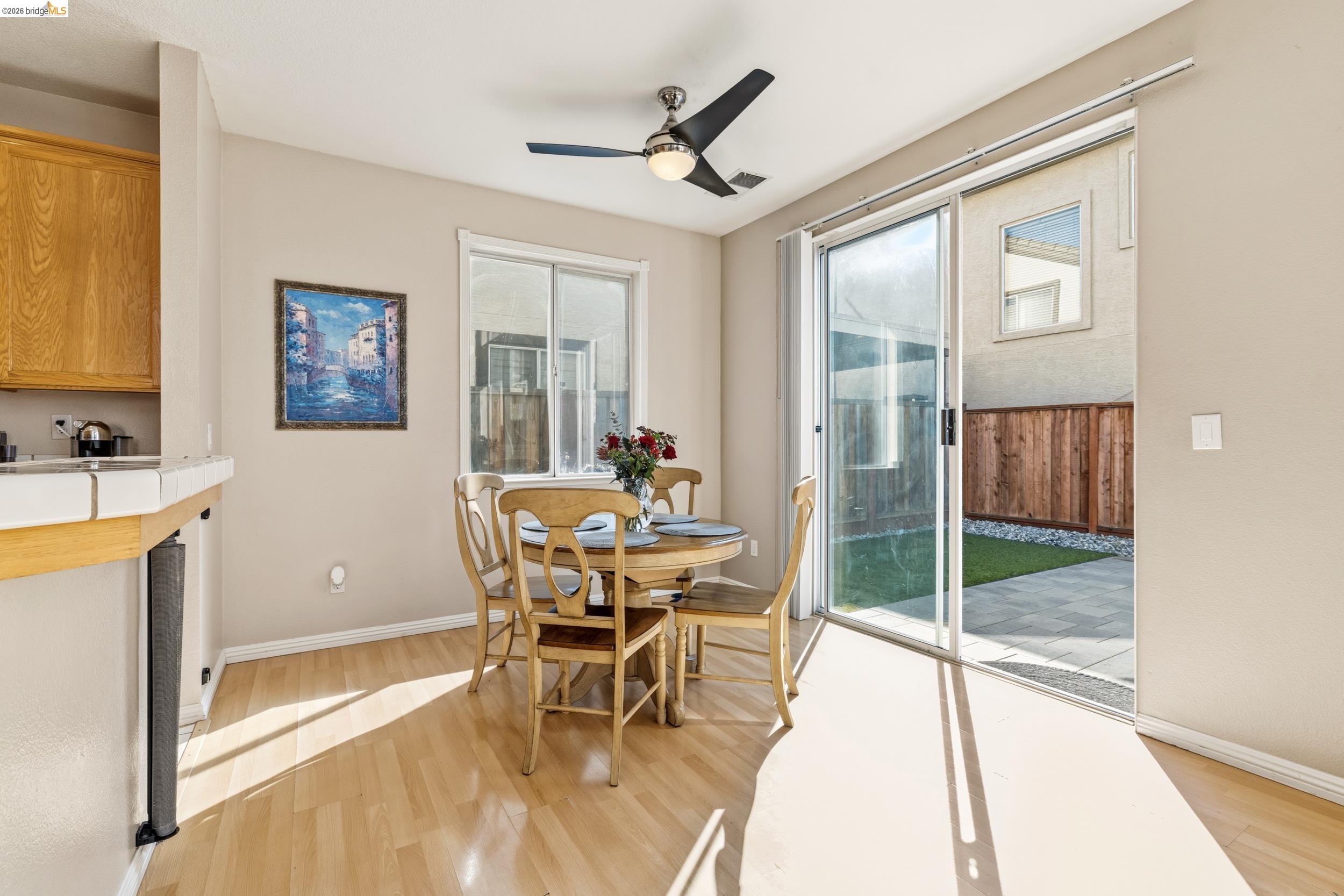 Detail Gallery Image 10 of 43 For 4916 Willowbrook Way, Antioch,  CA 94531 - 3 Beds | 2/1 Baths