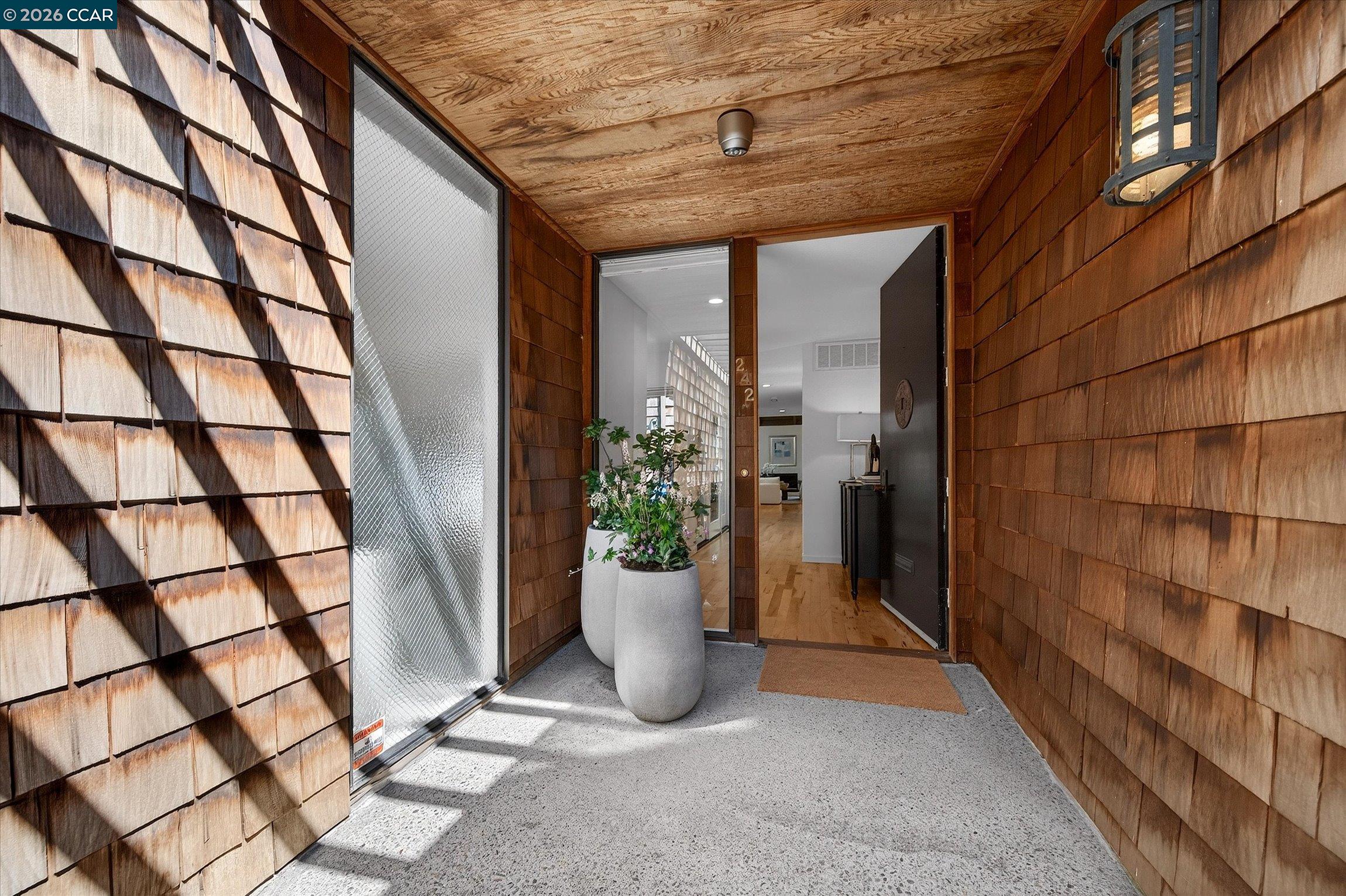 Detail Gallery Image 3 of 36 For 242 the Knoll, Orinda,  CA 94563 - 2 Beds | 2 Baths