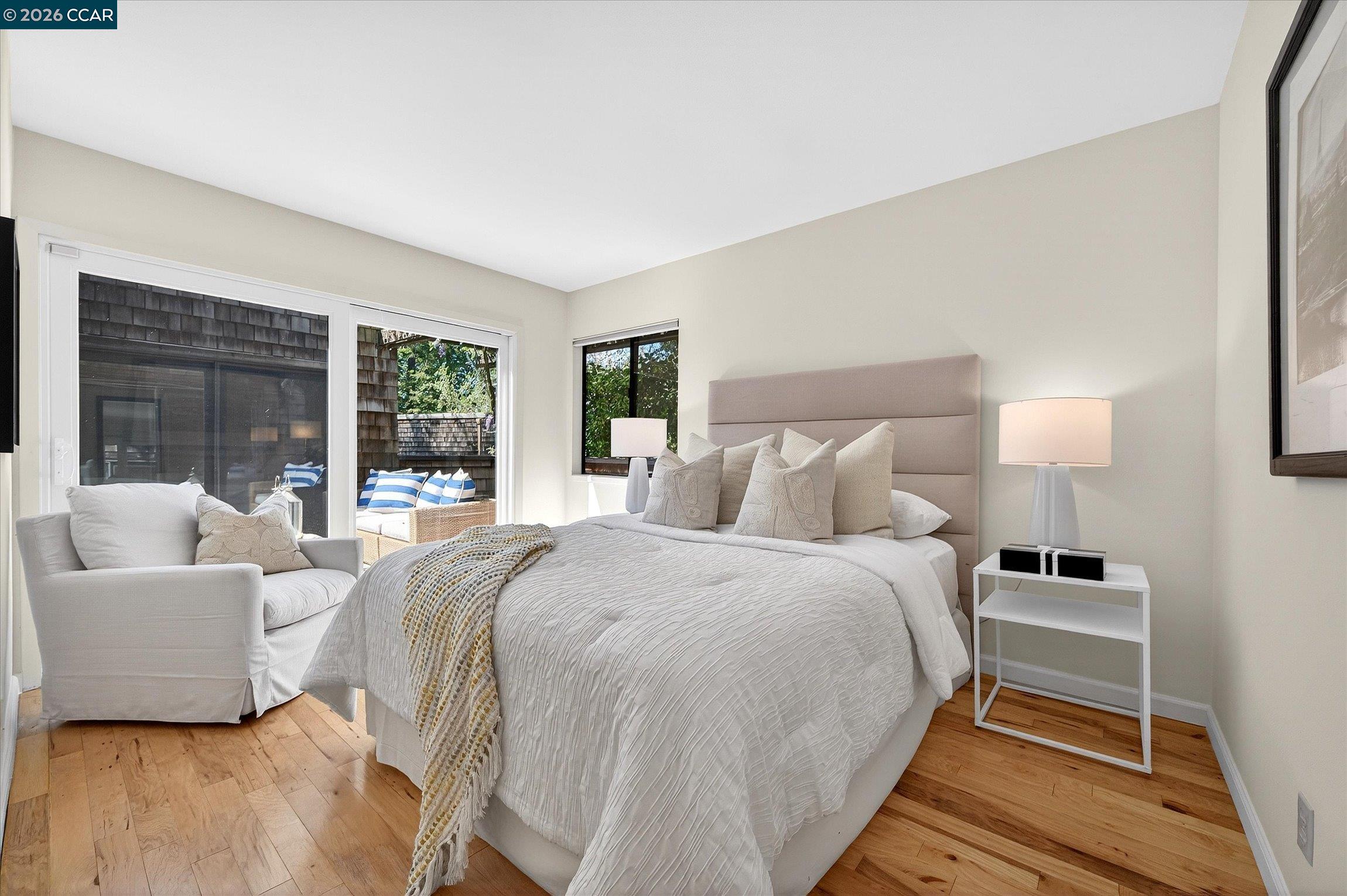 Detail Gallery Image 19 of 36 For 242 the Knoll, Orinda,  CA 94563 - 2 Beds | 2 Baths