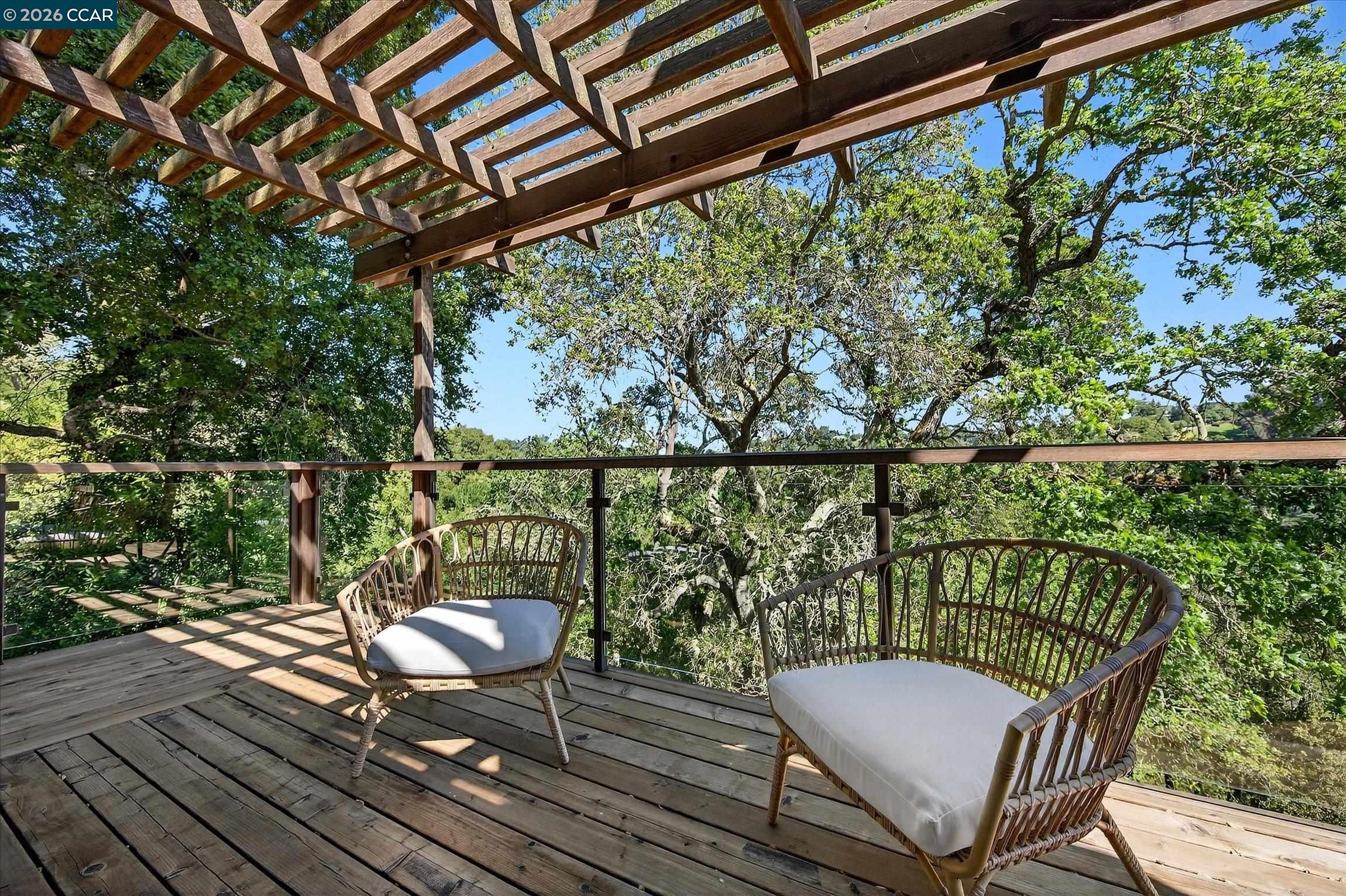 Detail Gallery Image 23 of 36 For 242 the Knoll, Orinda,  CA 94563 - 2 Beds | 2 Baths