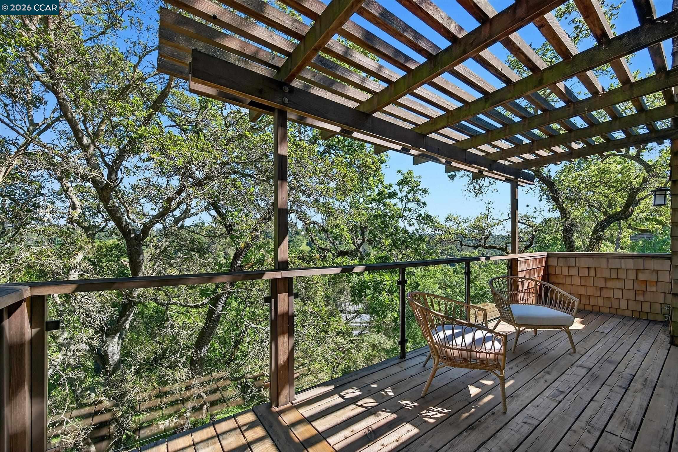 Detail Gallery Image 24 of 36 For 242 the Knoll, Orinda,  CA 94563 - 2 Beds | 2 Baths