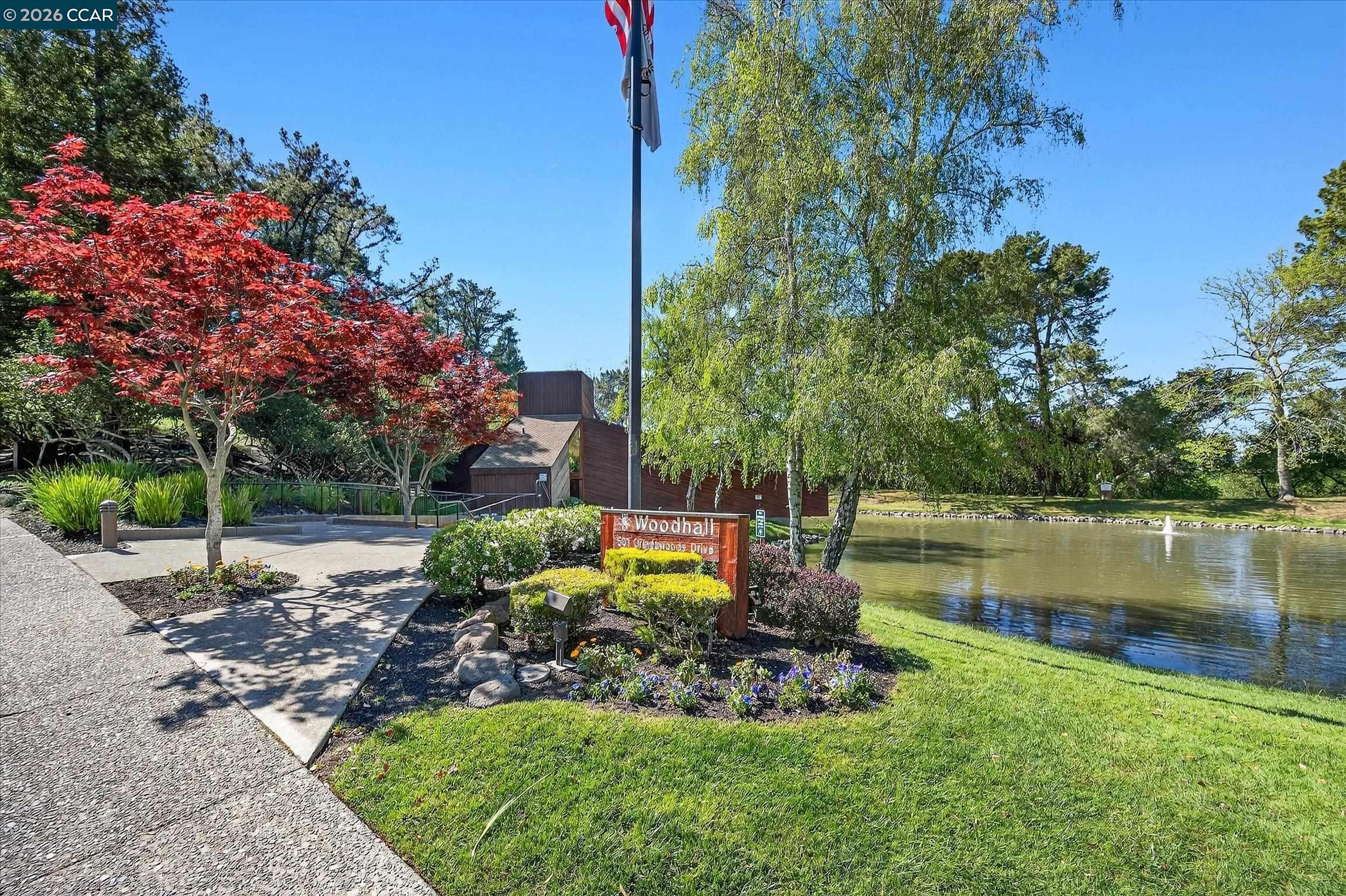 Detail Gallery Image 28 of 36 For 242 the Knoll, Orinda,  CA 94563 - 2 Beds | 2 Baths