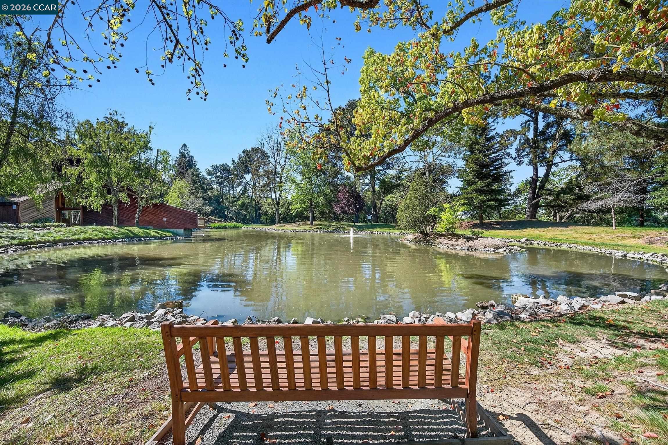 Detail Gallery Image 29 of 36 For 242 the Knoll, Orinda,  CA 94563 - 2 Beds | 2 Baths