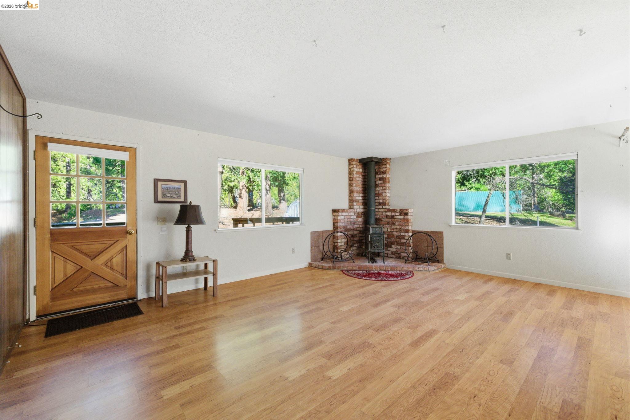 Detail Gallery Image 4 of 25 For 17173 Mount Elizabeth Dr, Sonora,  CA 95370 - 3 Beds | 2 Baths