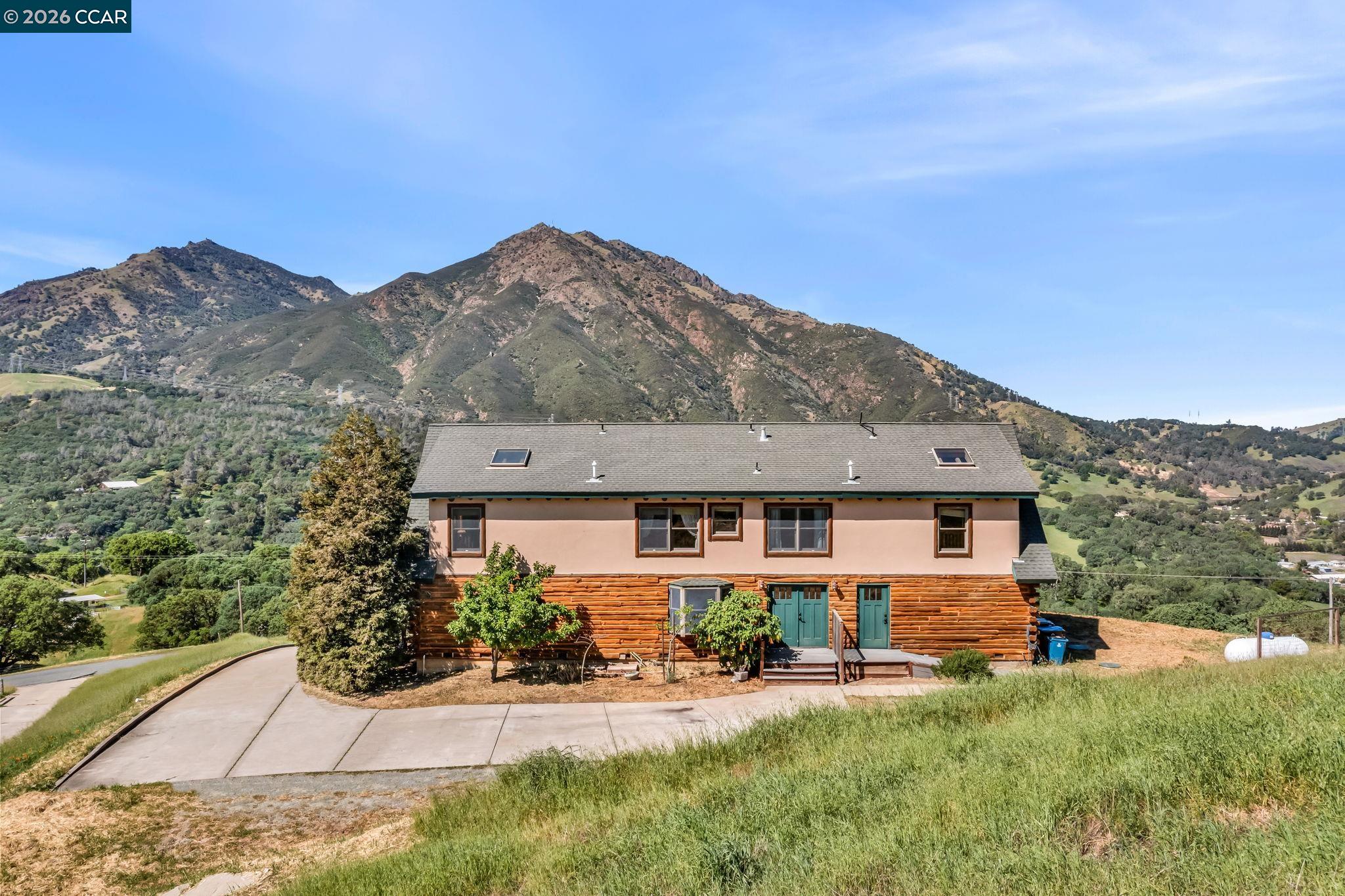 530 Leon Way, Clayton, CA, 94517