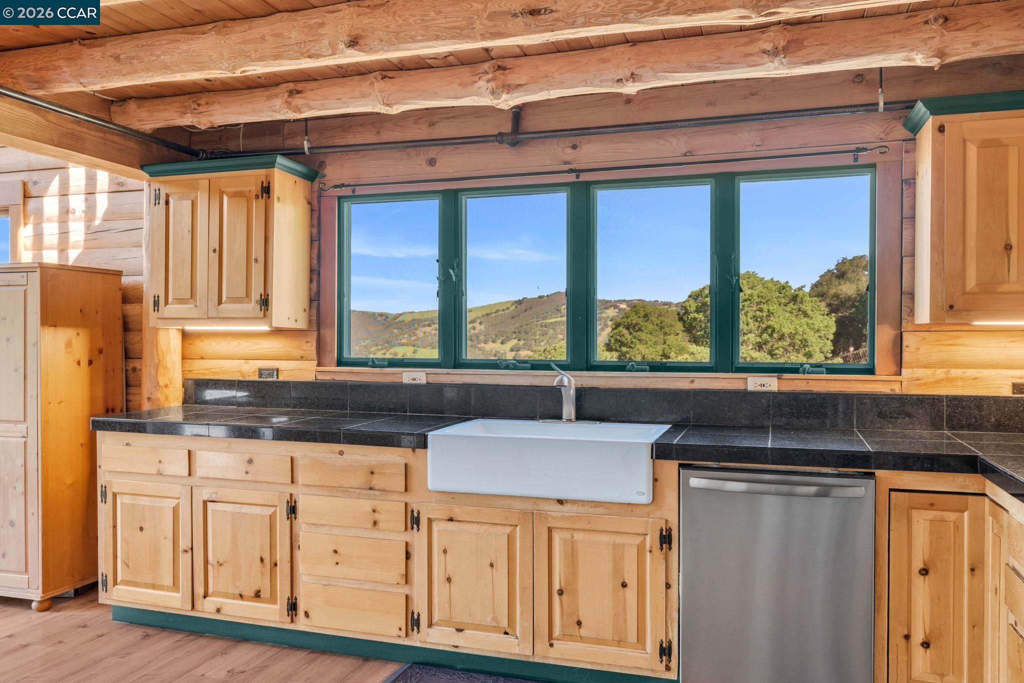 Detail Gallery Image 22 of 59 For 530 Leon Way, Clayton,  CA 94517 - 4 Beds | 3 Baths