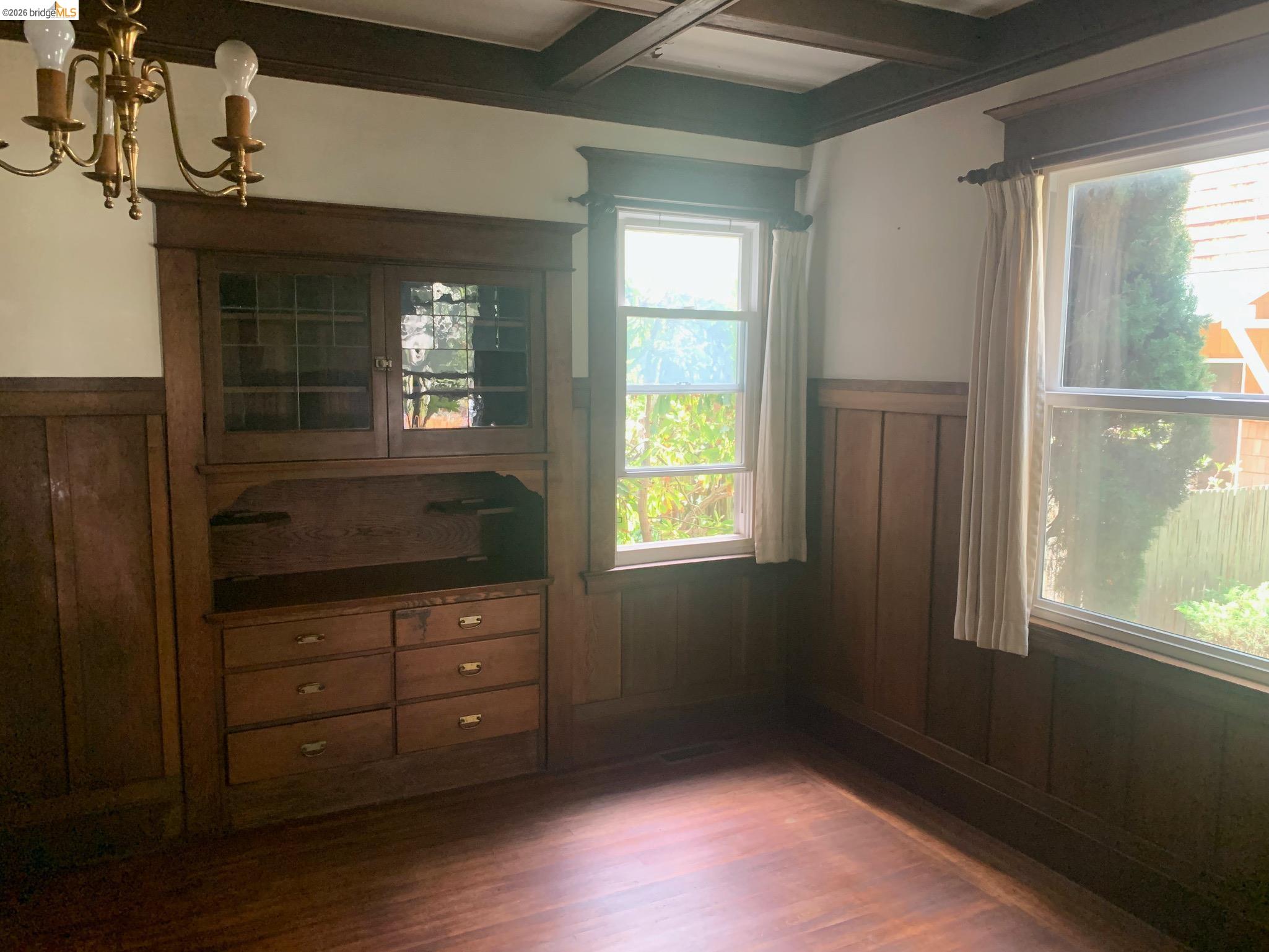 Detail Gallery Image 13 of 22 For 2800 Prince St, Berkeley,  CA 94705 - 4 Beds | 1/1 Baths