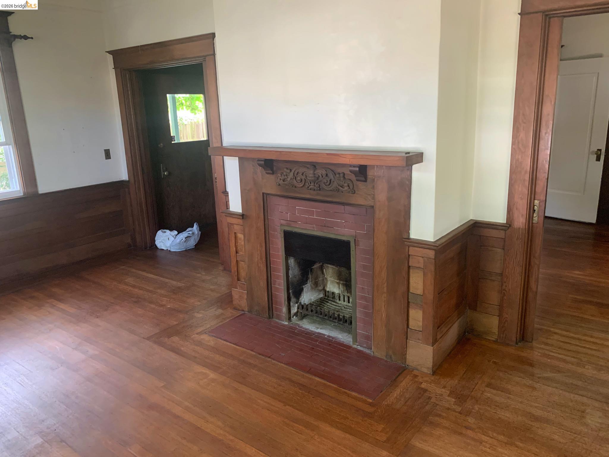 Detail Gallery Image 15 of 22 For 2800 Prince St, Berkeley,  CA 94705 - 4 Beds | 1/1 Baths