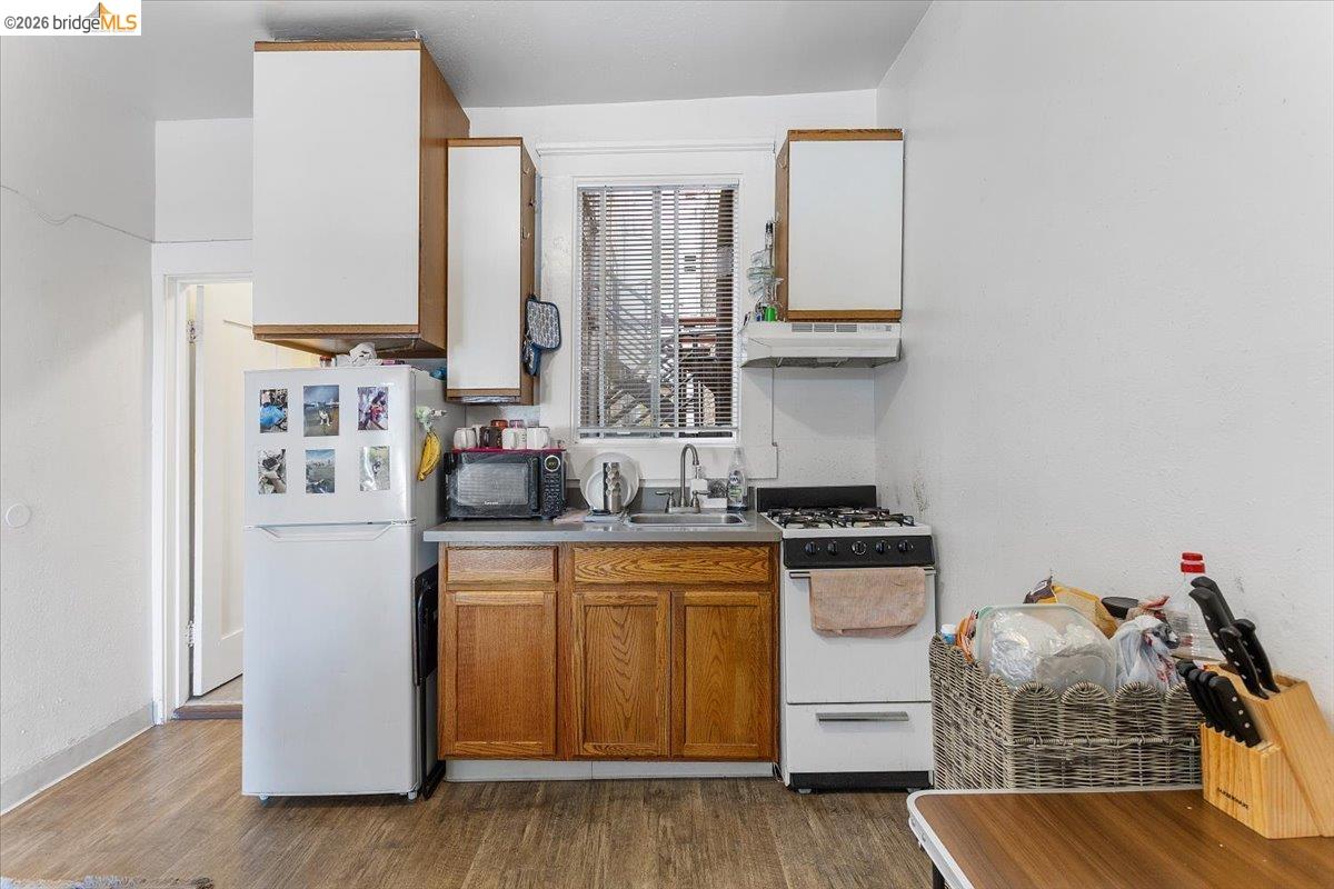 Photo #10: 41128239 Listing: Photo #10