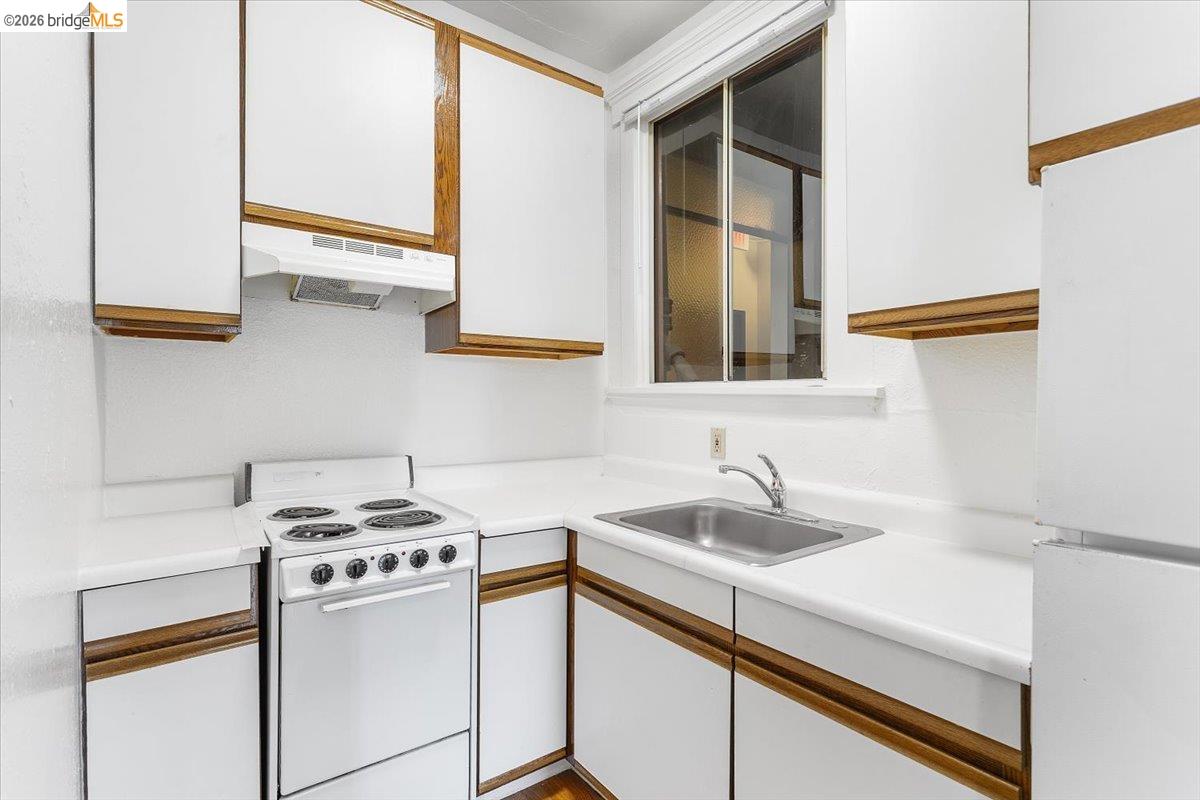 Photo #18: 41128239 Listing: Photo #18