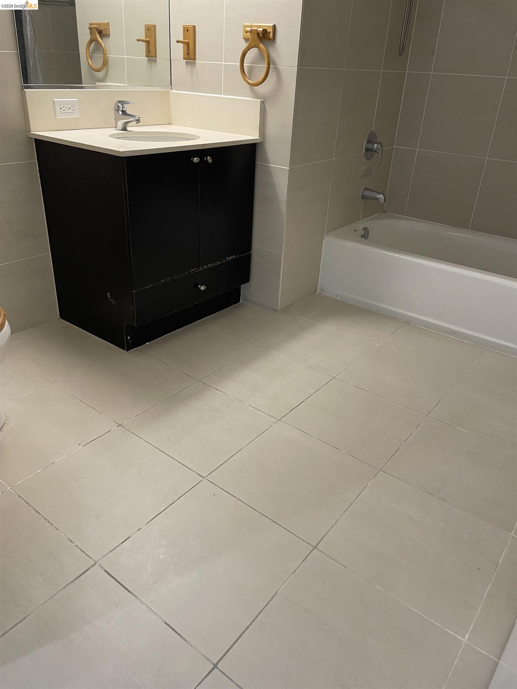 Detail Gallery Image 12 of 34 For 311 Oak St Ph27,  Oakland,  CA 94607 - 2 Beds | 2 Baths