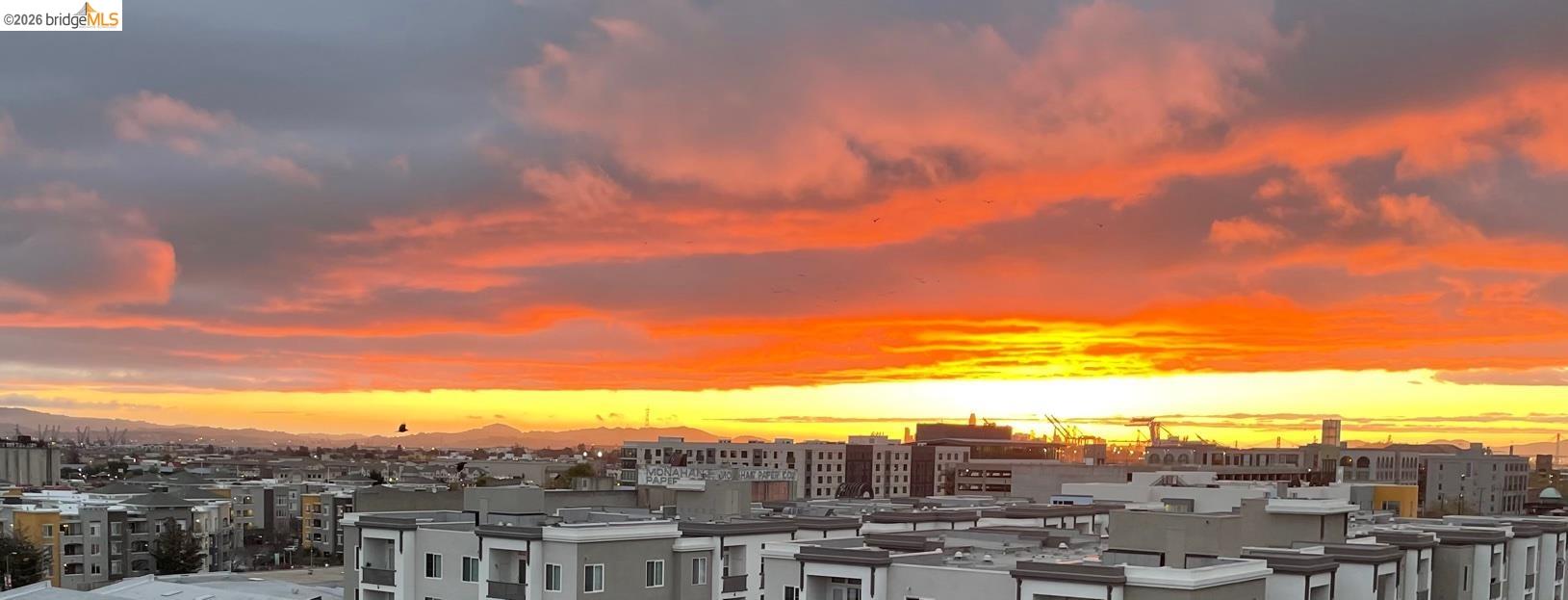 Detail Gallery Image 16 of 34 For 311 Oak St Ph27,  Oakland,  CA 94607 - 2 Beds | 2 Baths