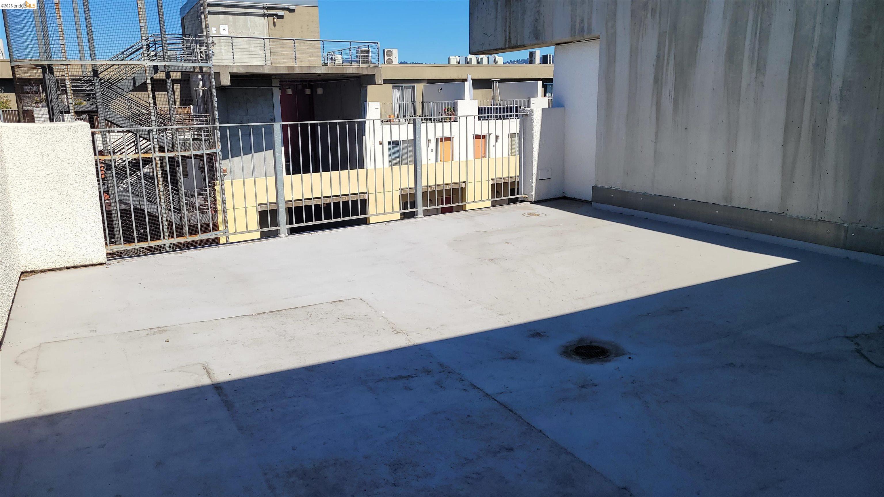 Detail Gallery Image 25 of 34 For 311 Oak St Ph27,  Oakland,  CA 94607 - 2 Beds | 2 Baths