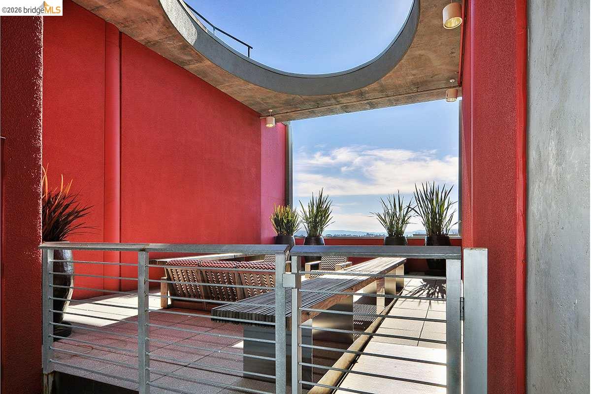 Detail Gallery Image 27 of 34 For 311 Oak St Ph27,  Oakland,  CA 94607 - 2 Beds | 2 Baths