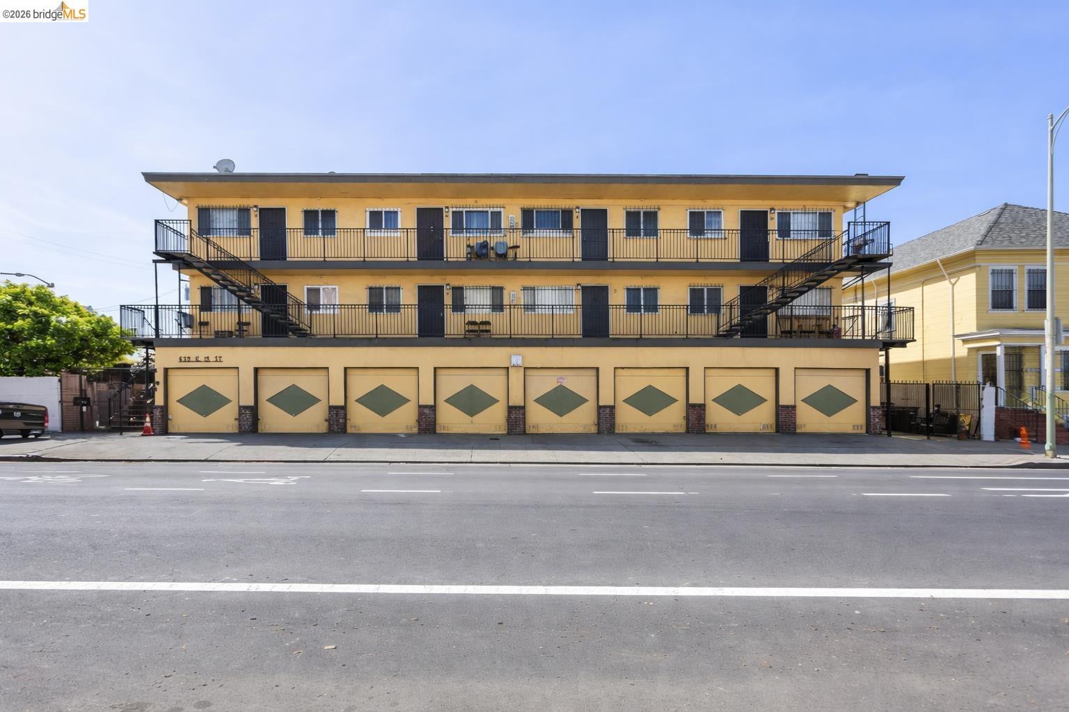 Detail Gallery Image 14 of 14 For 635 E 15th St, Oakland,  CA 94606 - – Beds | – Baths