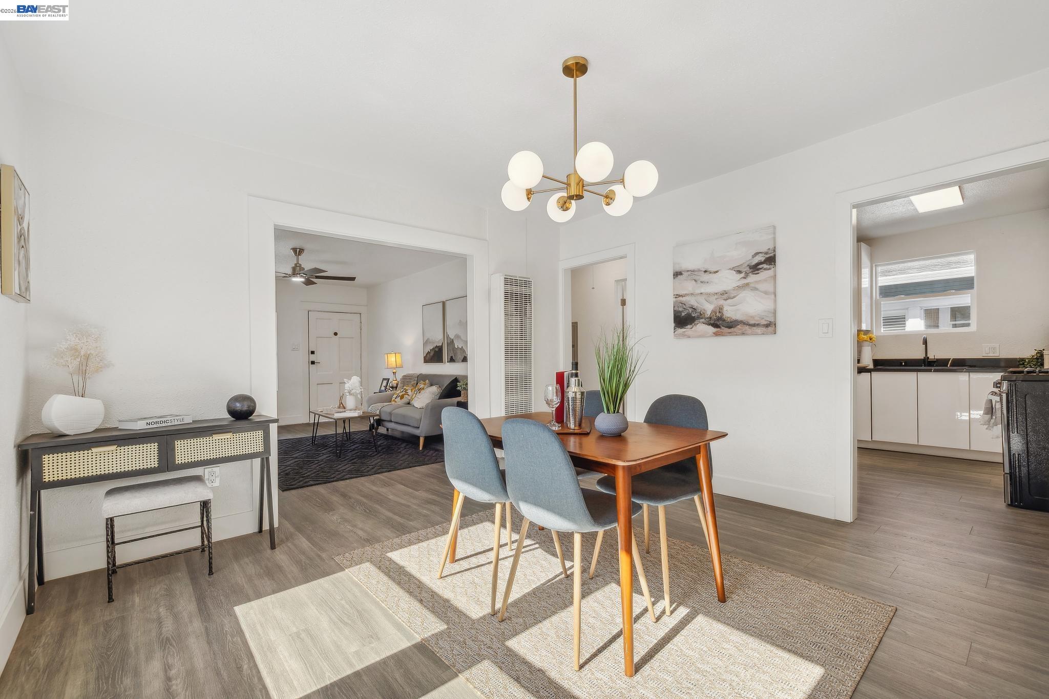 Detail Gallery Image 14 of 39 For 417 Lincoln Ave, Alameda,  CA 94501 - 2 Beds | 1 Baths