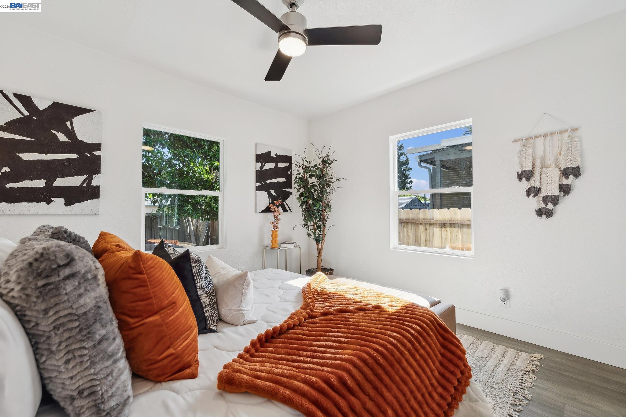 Detail Gallery Image 23 of 39 For 417 Lincoln Ave, Alameda,  CA 94501 - 2 Beds | 1 Baths