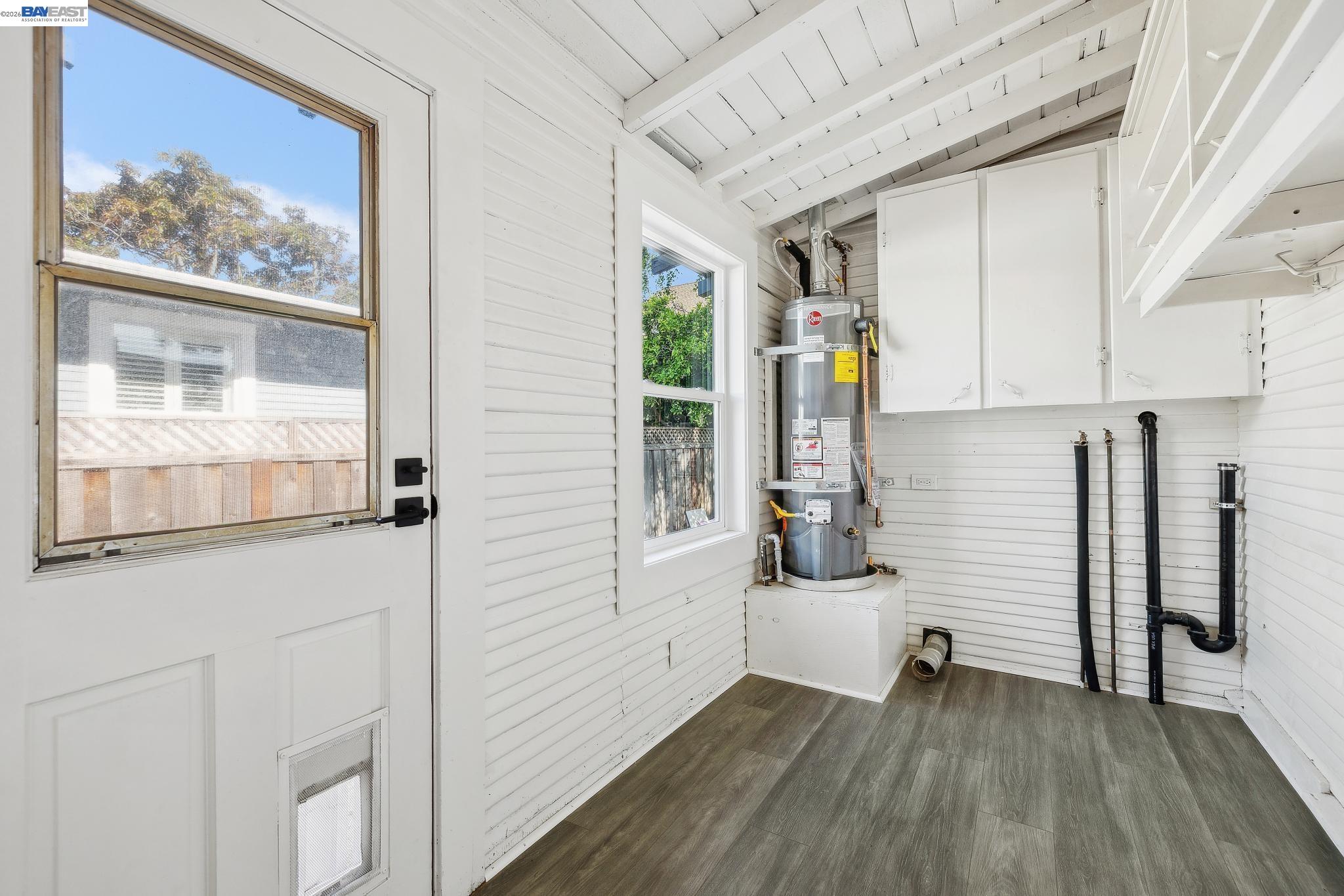 Detail Gallery Image 29 of 39 For 417 Lincoln Ave, Alameda,  CA 94501 - 2 Beds | 1 Baths