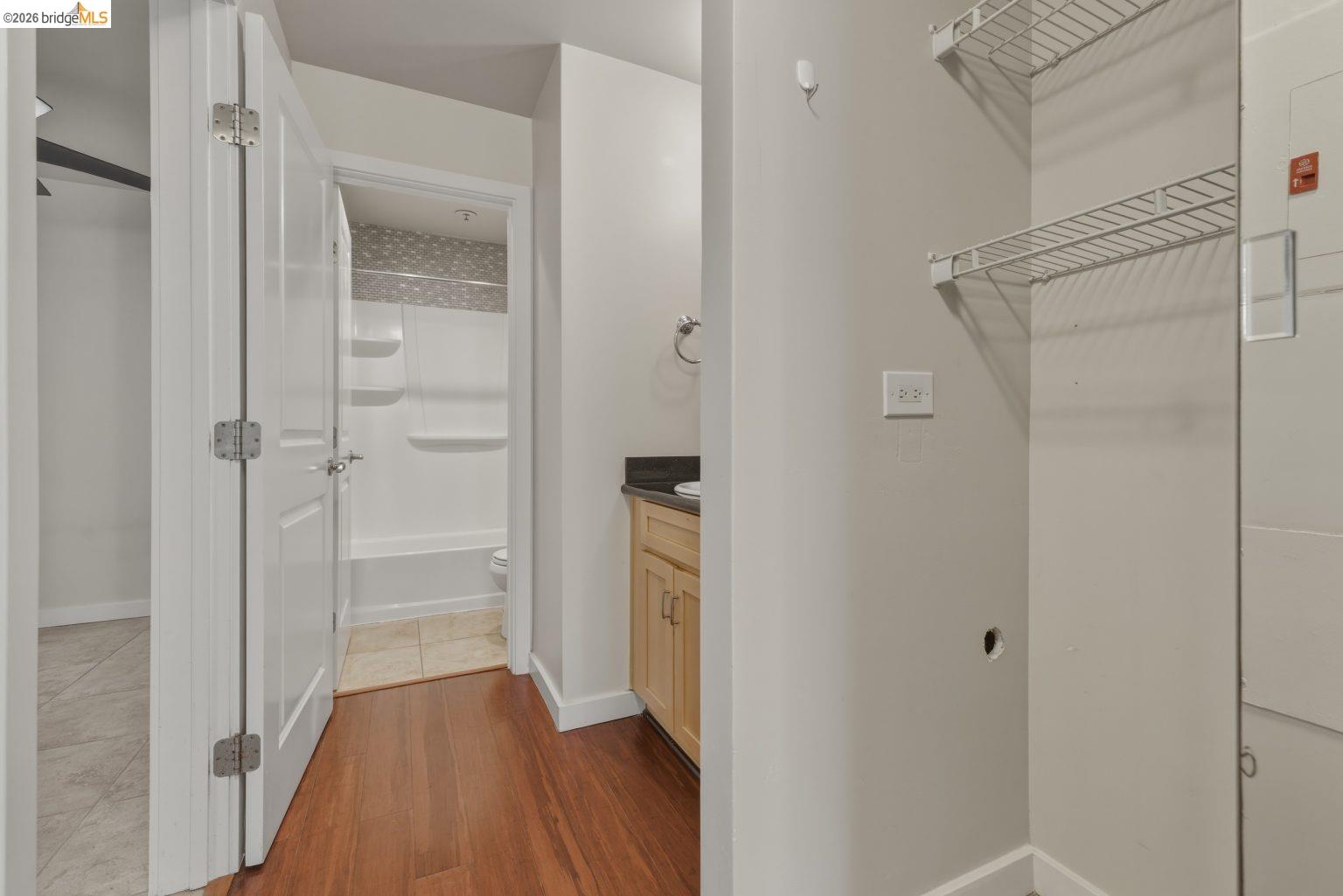 Photo #19: 41128252 Listing: Photo #19