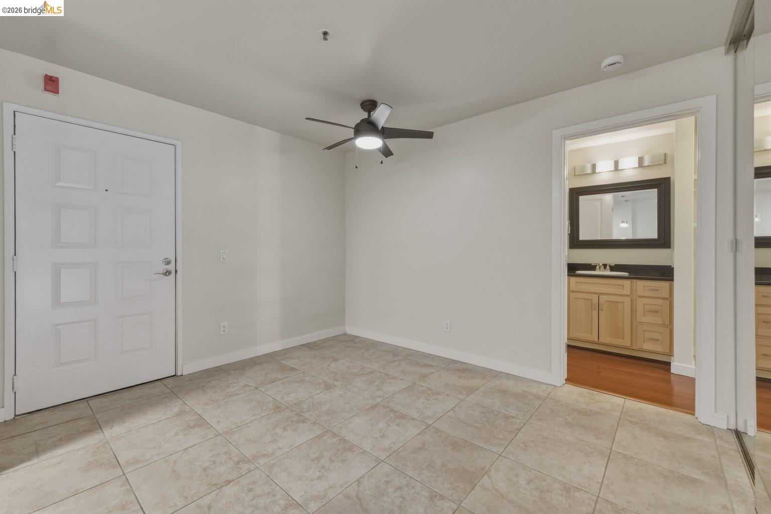 Photo #6: 41128252 Listing: Photo #6