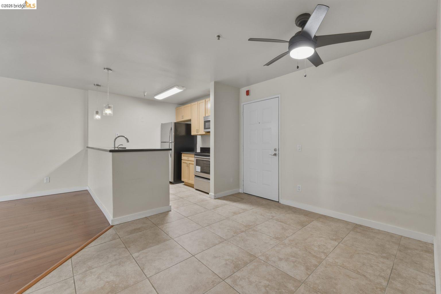 Photo #8: 41128252 Listing: Photo #8