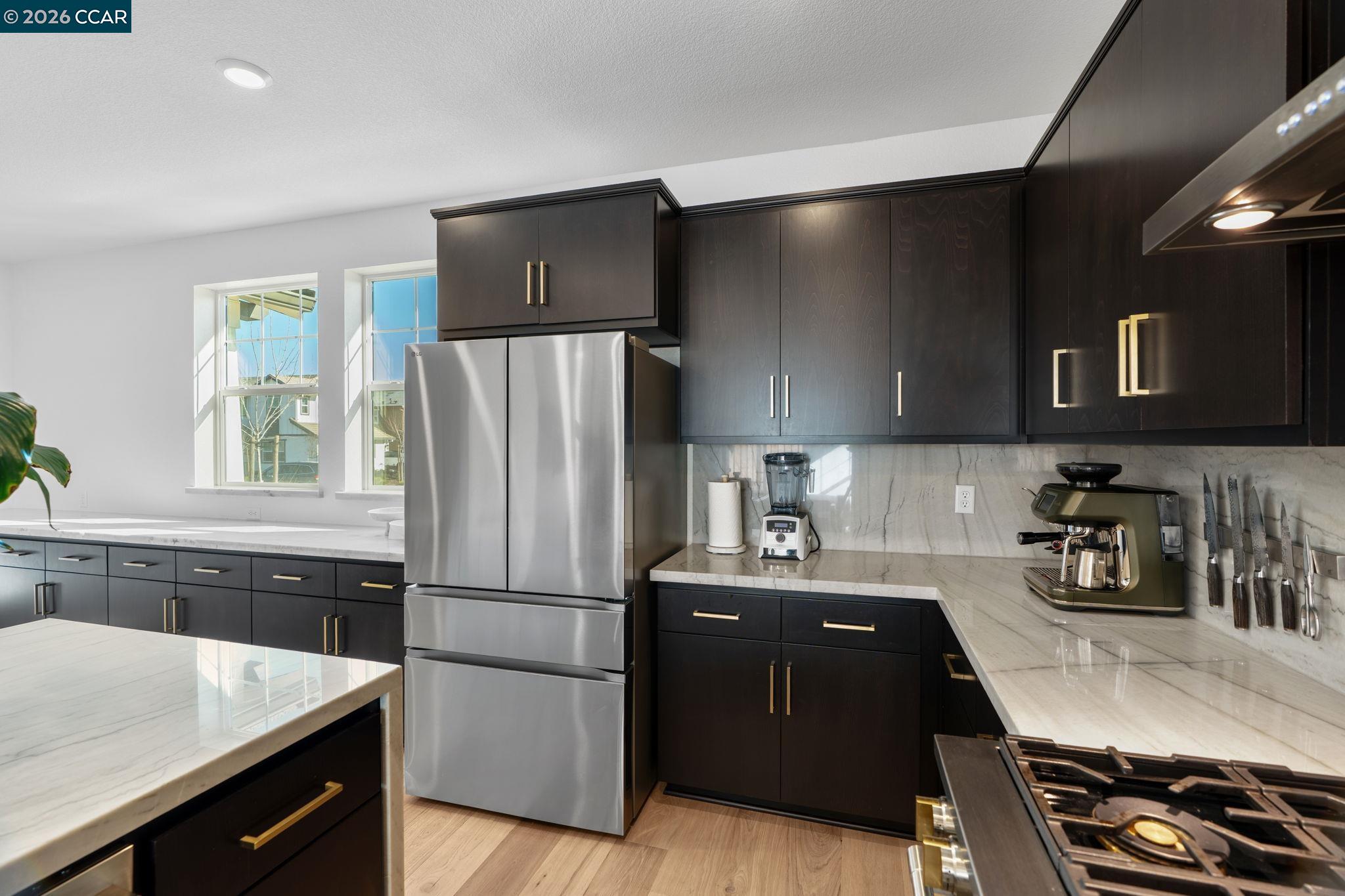 Detail Gallery Image 10 of 58 For 2529 Lake Club Drive, Fairfield,  CA 94533 - 4 Beds | 3/1 Baths