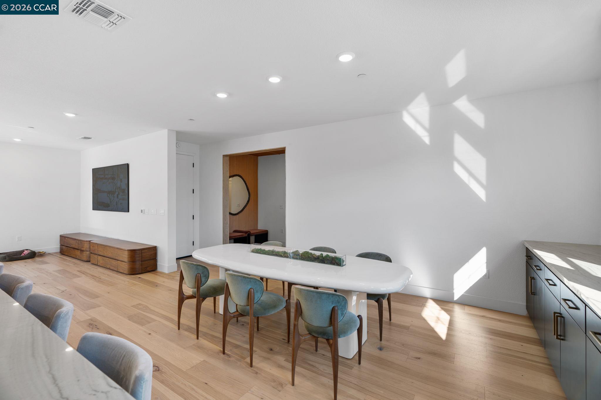 Detail Gallery Image 13 of 58 For 2529 Lake Club Drive, Fairfield,  CA 94533 - 4 Beds | 3/1 Baths