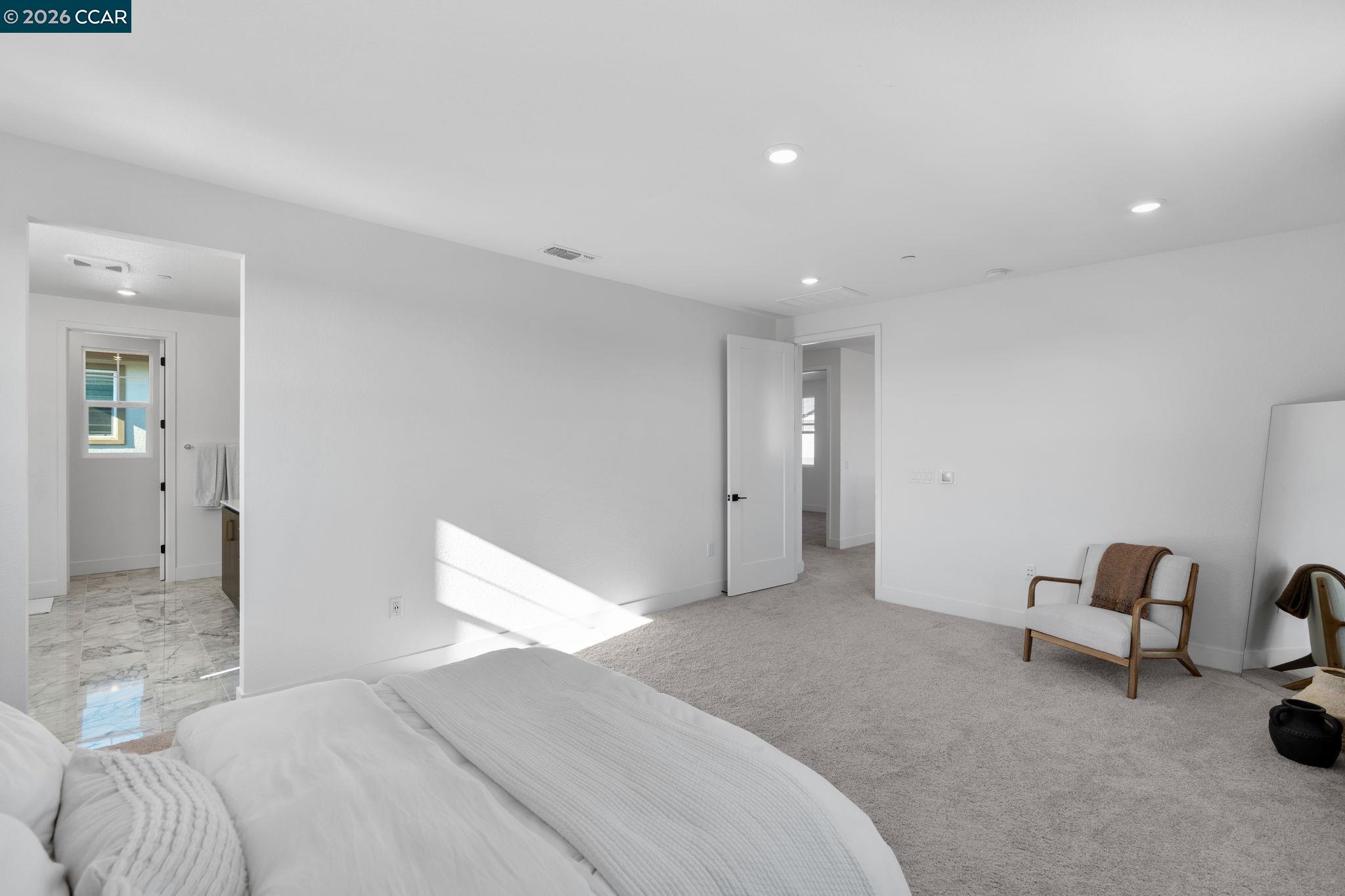 Detail Gallery Image 19 of 58 For 2529 Lake Club Drive, Fairfield,  CA 94533 - 4 Beds | 3/1 Baths