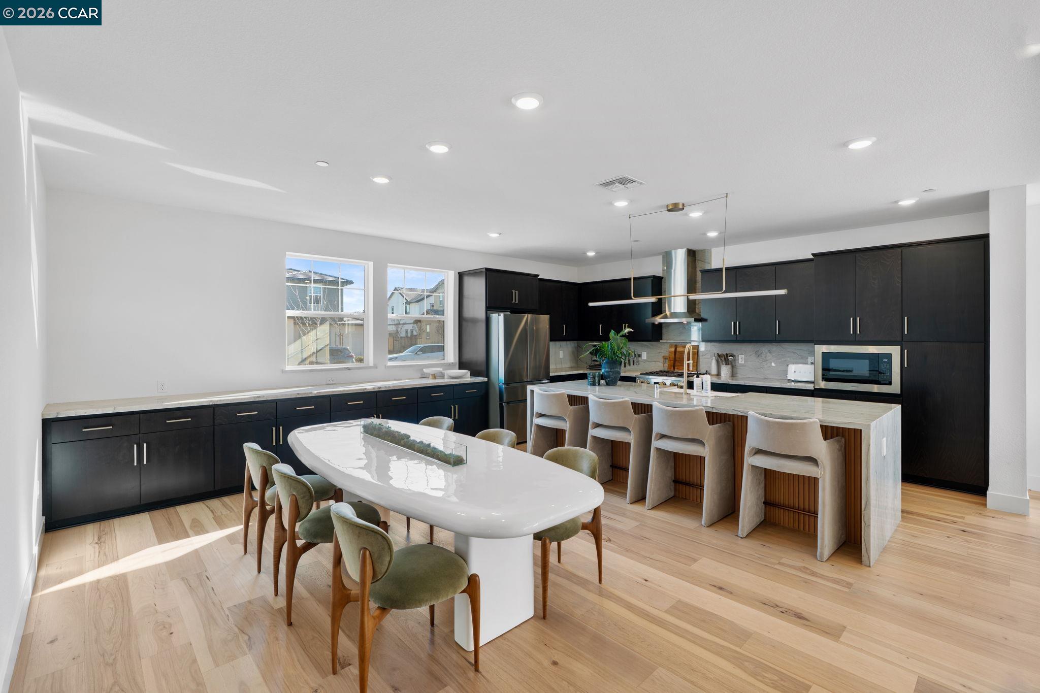 Detail Gallery Image 3 of 58 For 2529 Lake Club Drive, Fairfield,  CA 94533 - 4 Beds | 3/1 Baths