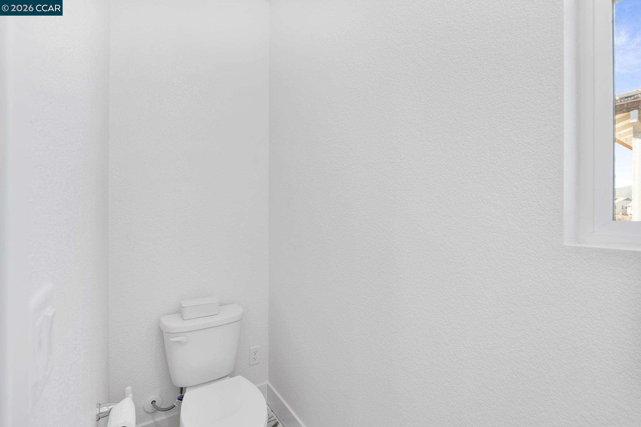 Detail Gallery Image 32 of 58 For 2529 Lake Club Drive, Fairfield,  CA 94533 - 4 Beds | 3/1 Baths