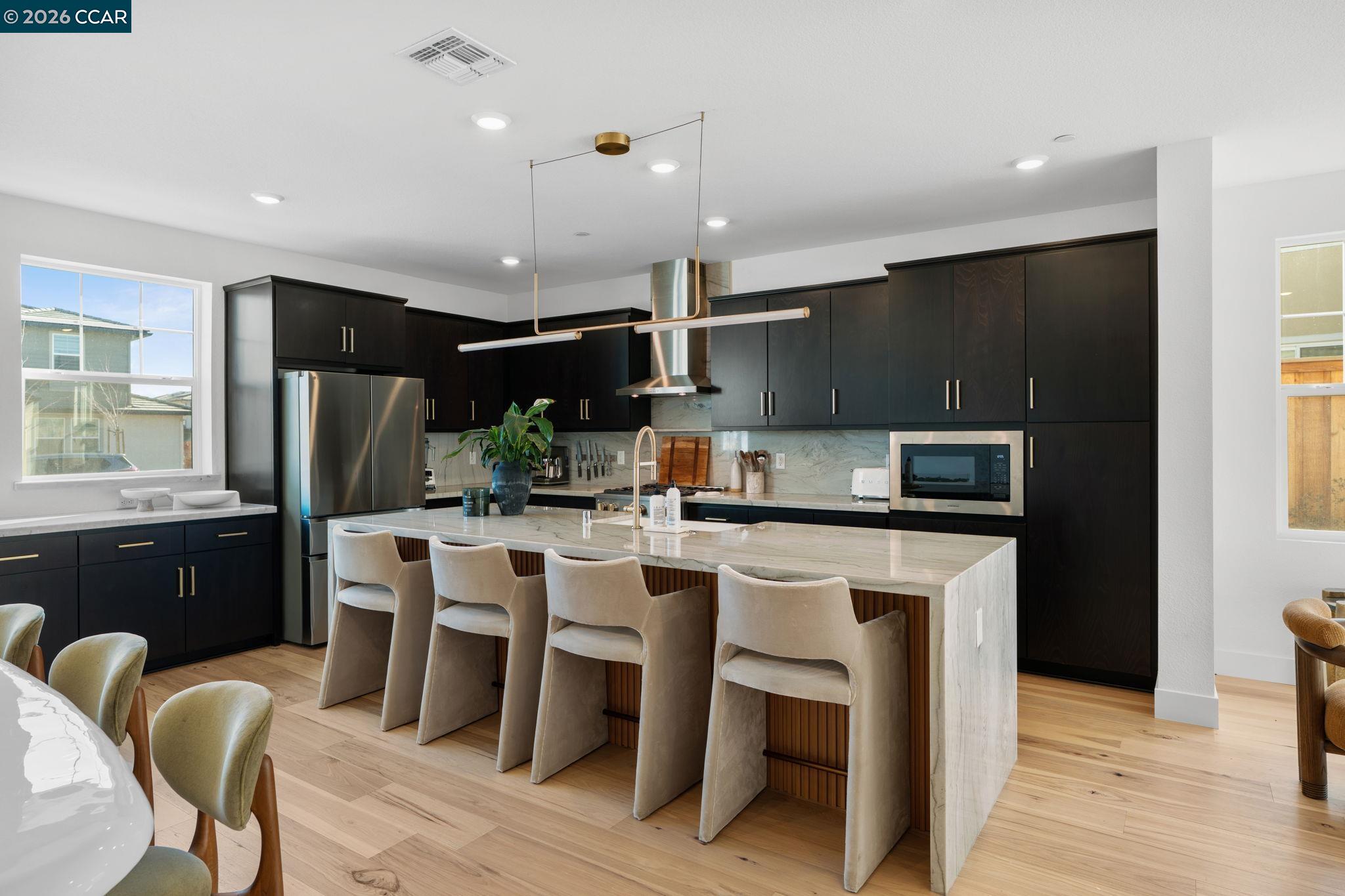 Detail Gallery Image 4 of 58 For 2529 Lake Club Drive, Fairfield,  CA 94533 - 4 Beds | 3/1 Baths