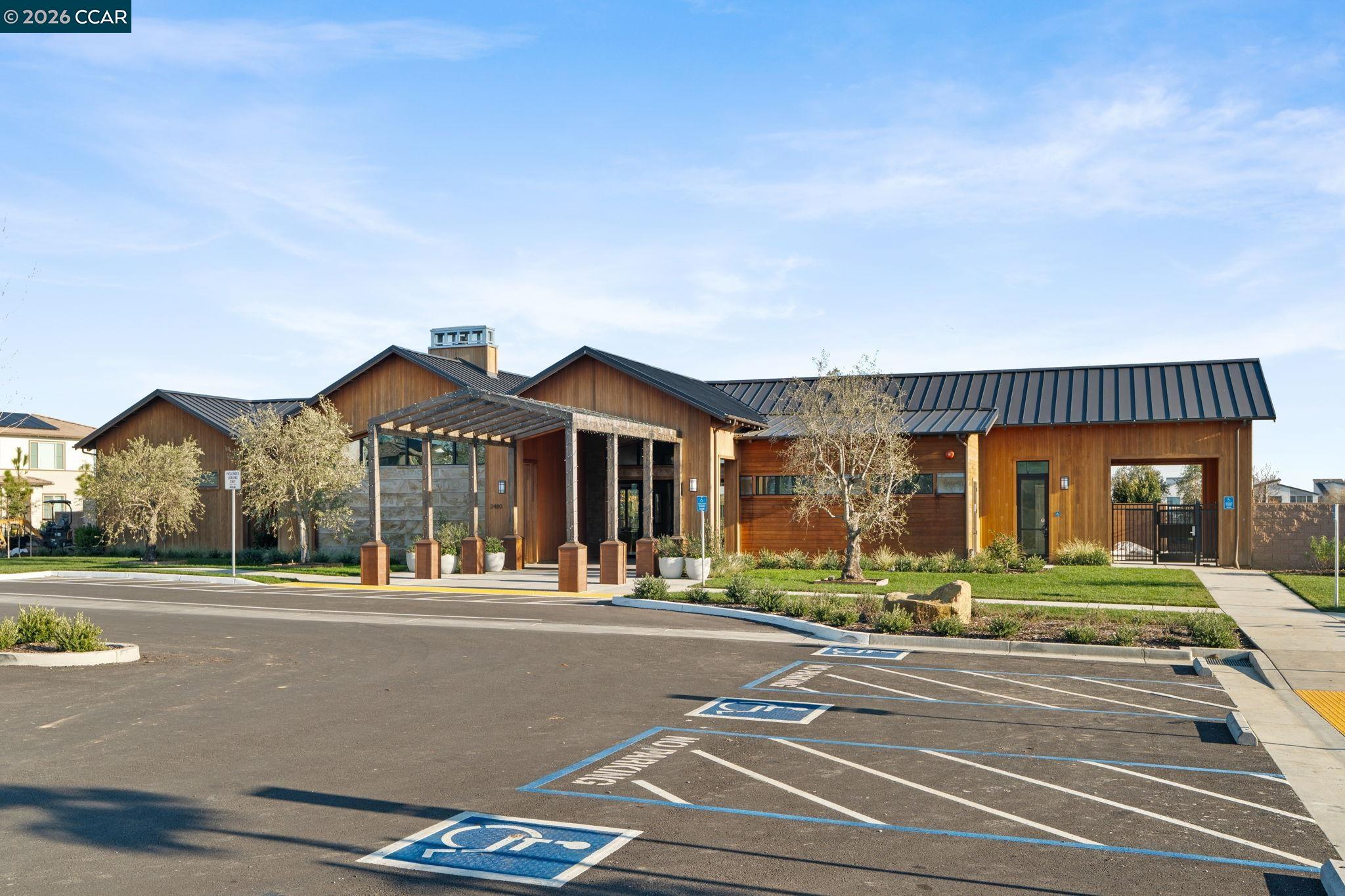 Detail Gallery Image 50 of 58 For 2529 Lake Club Drive, Fairfield,  CA 94533 - 4 Beds | 3/1 Baths