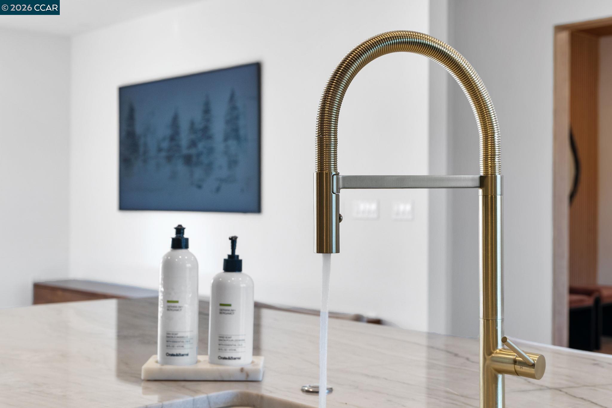 Detail Gallery Image 8 of 58 For 2529 Lake Club Drive, Fairfield,  CA 94533 - 4 Beds | 3/1 Baths