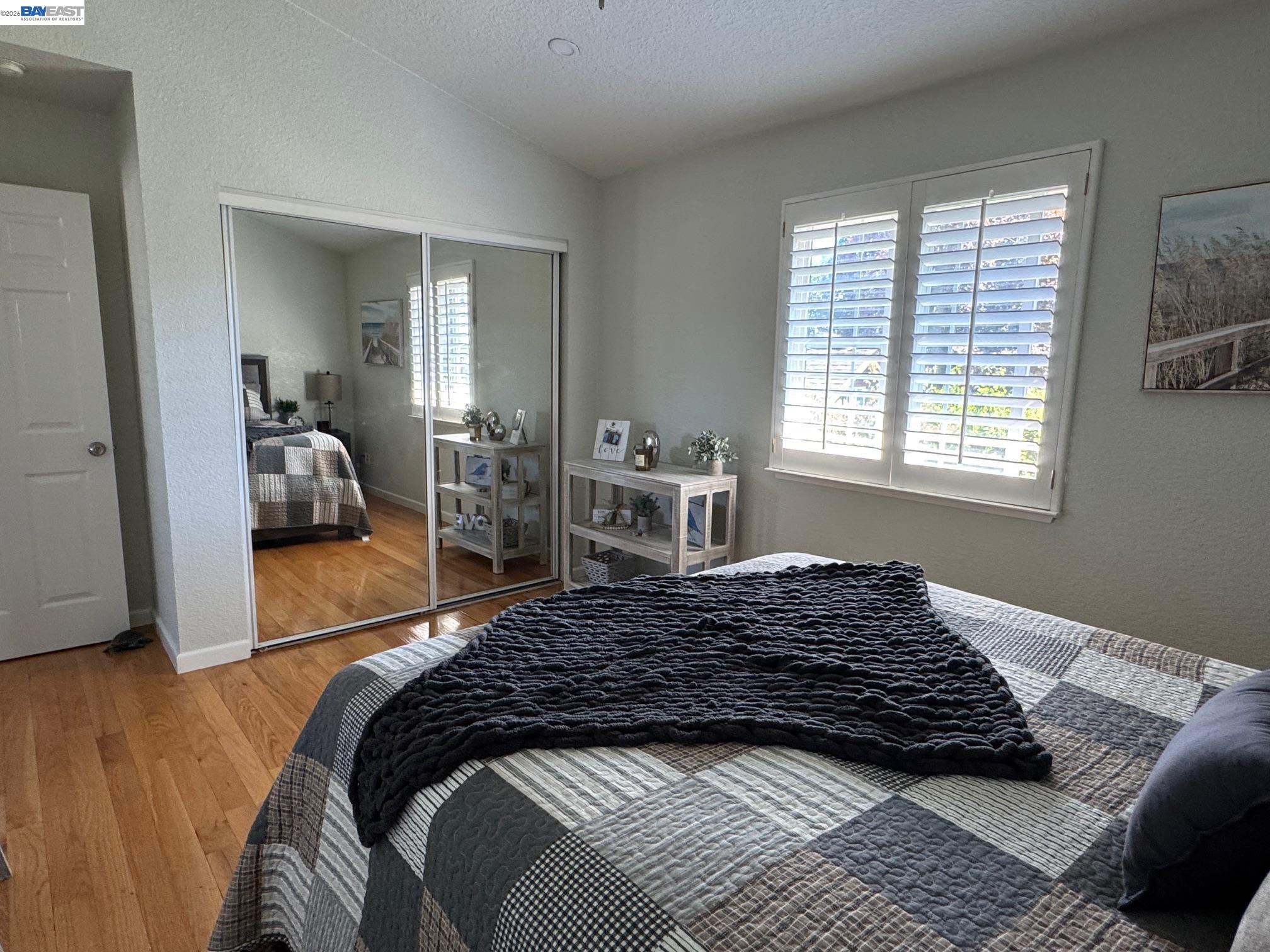 Detail Gallery Image 21 of 28 For 4205 Quail Hollow Pl, Castro Valley,  CA 94546 - 5 Beds | 2/1 Baths