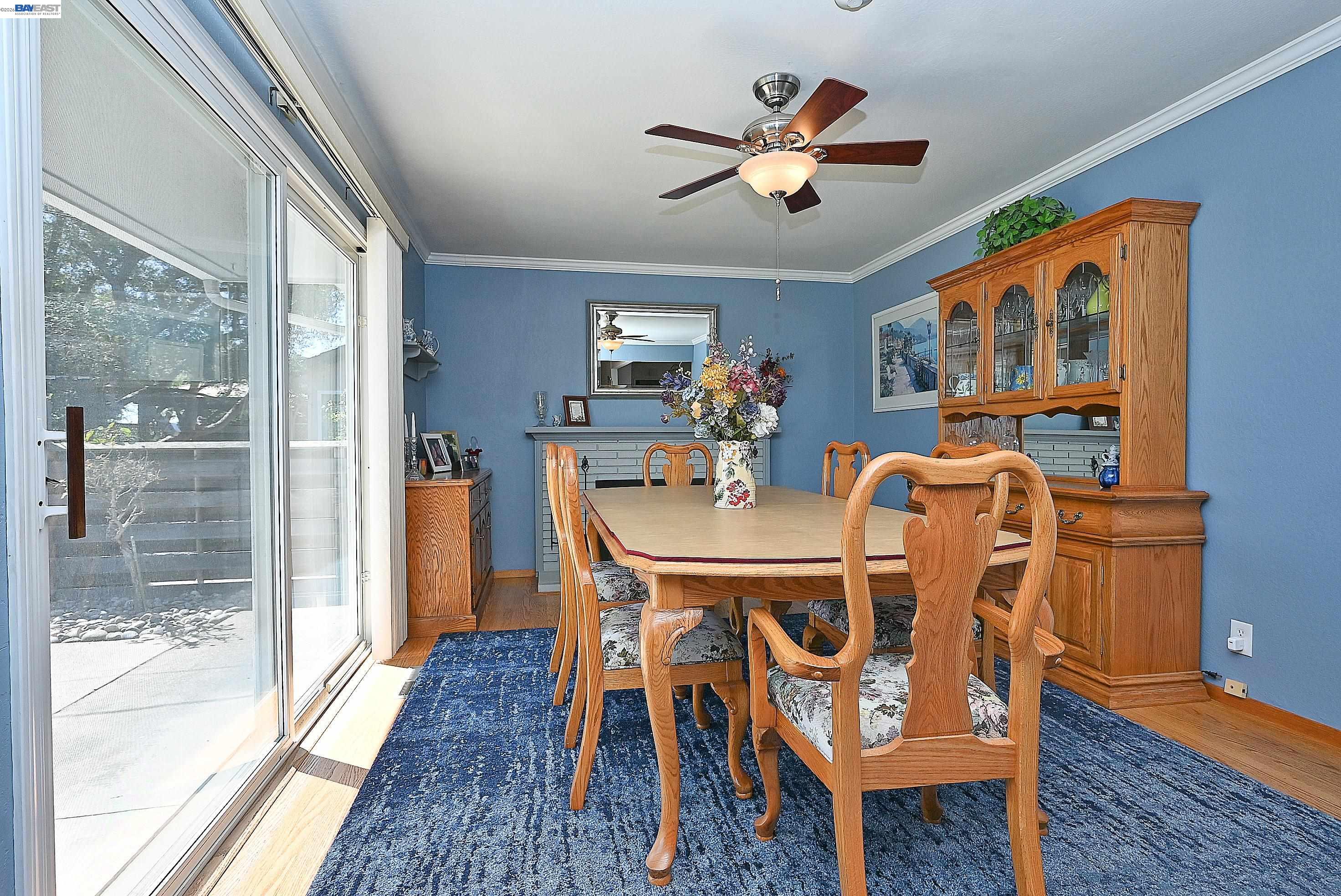 Detail Gallery Image 4 of 40 For 5332 Selma Ave, Fremont,  CA 94536 - 3 Beds | 2 Baths